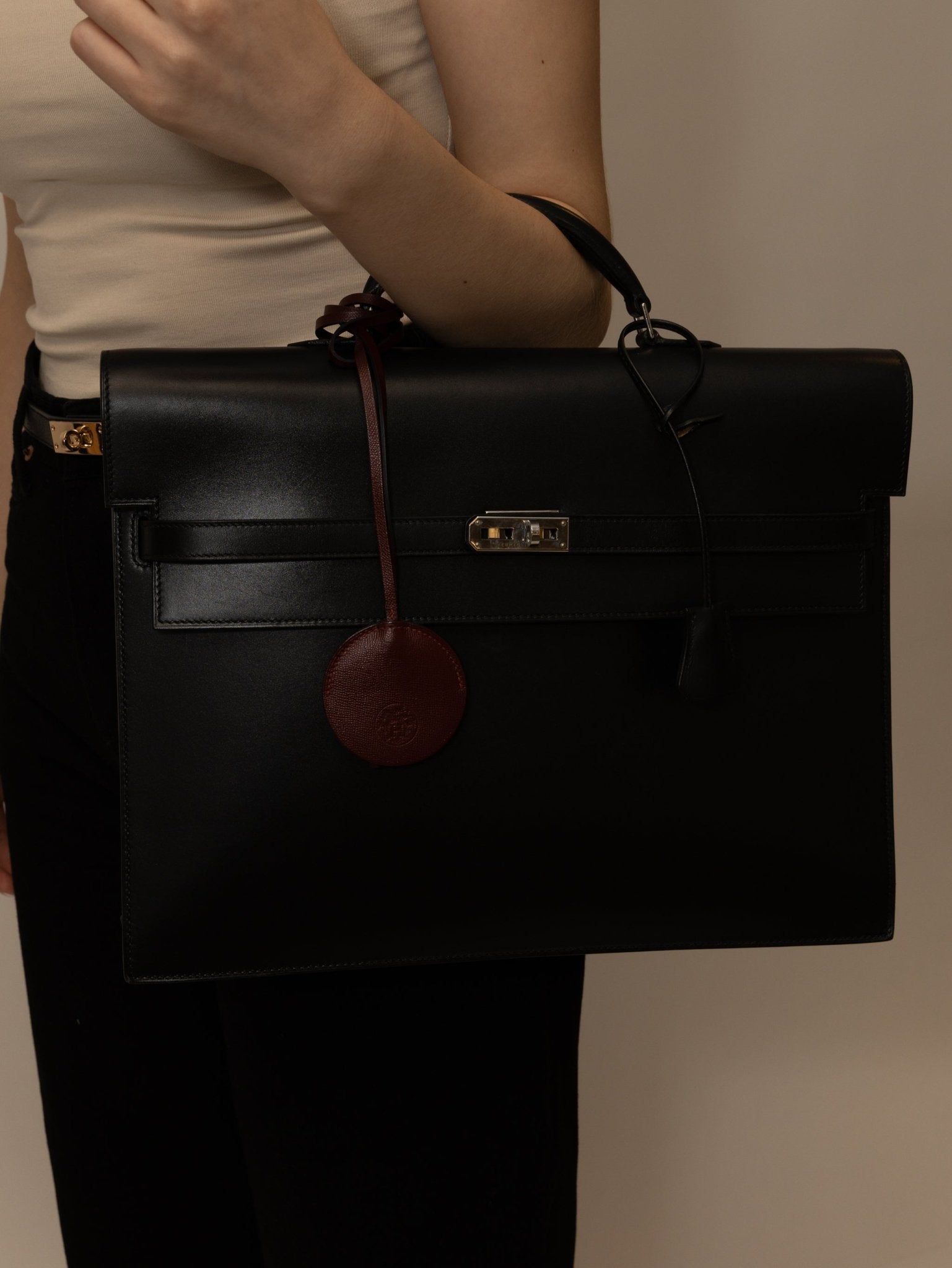 Hermès 2019 Rouge Sellier Epsom Mirror Bag Charm - FashioNica