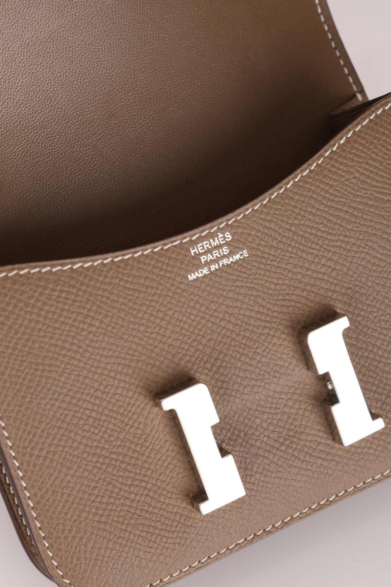 Hermès 2020 Etoupe Epsom Constance Slim Wallet PHW - FashioNica