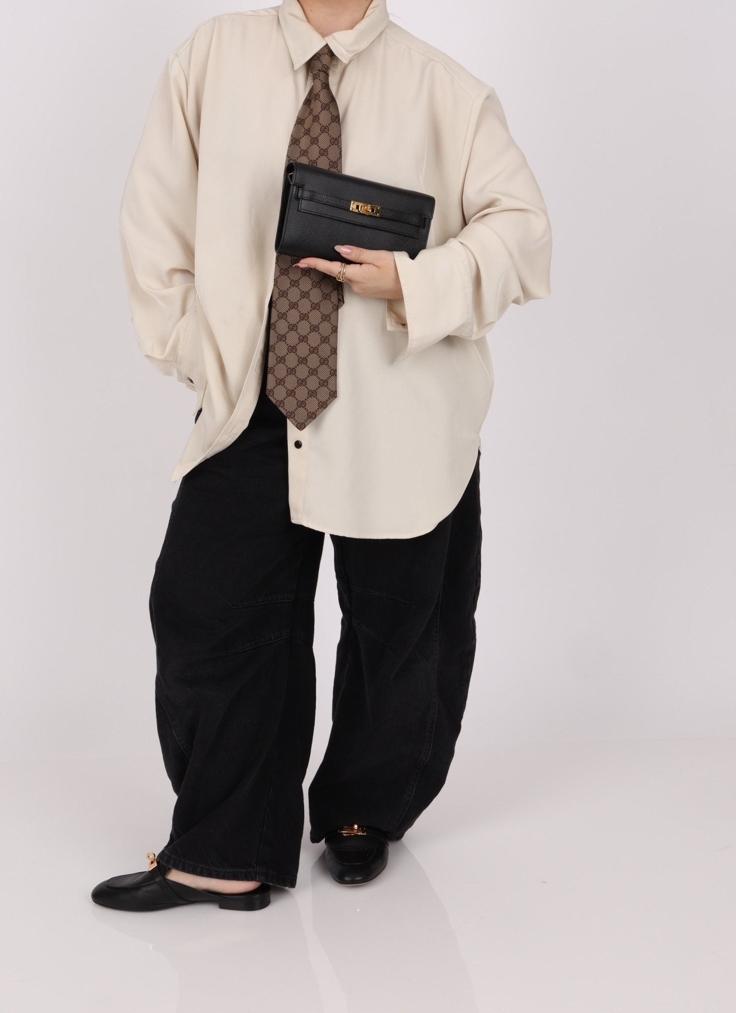 Hermès 2020 Noir Epsom Kelly To Go Wallet with Strap GHW - FashioNica