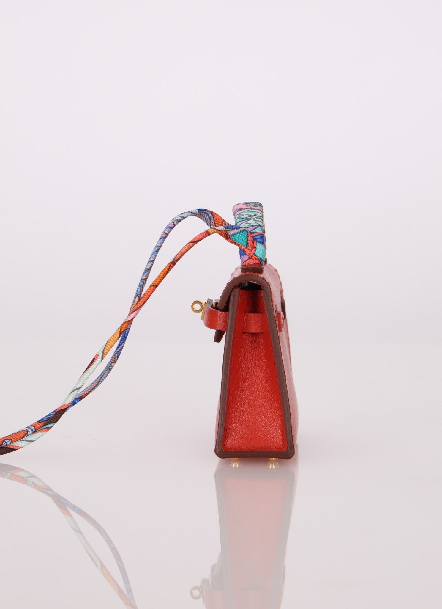 Hermès 2020 Rouge Vif Tadelakt Micro Kelly Twilly - FashioNica