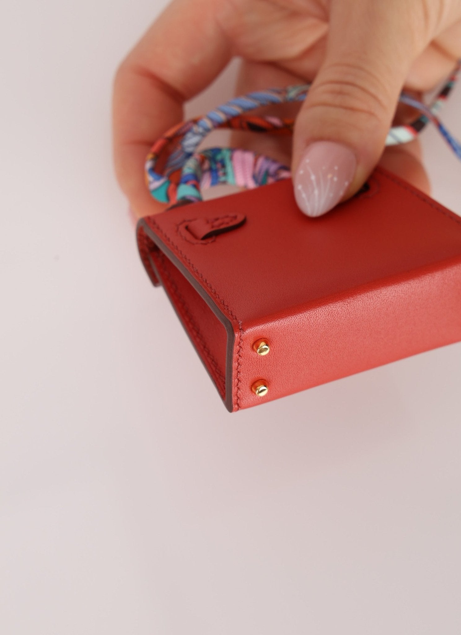 Hermès 2020 Rouge Vif Tadelakt Micro Kelly Twilly - FashioNica