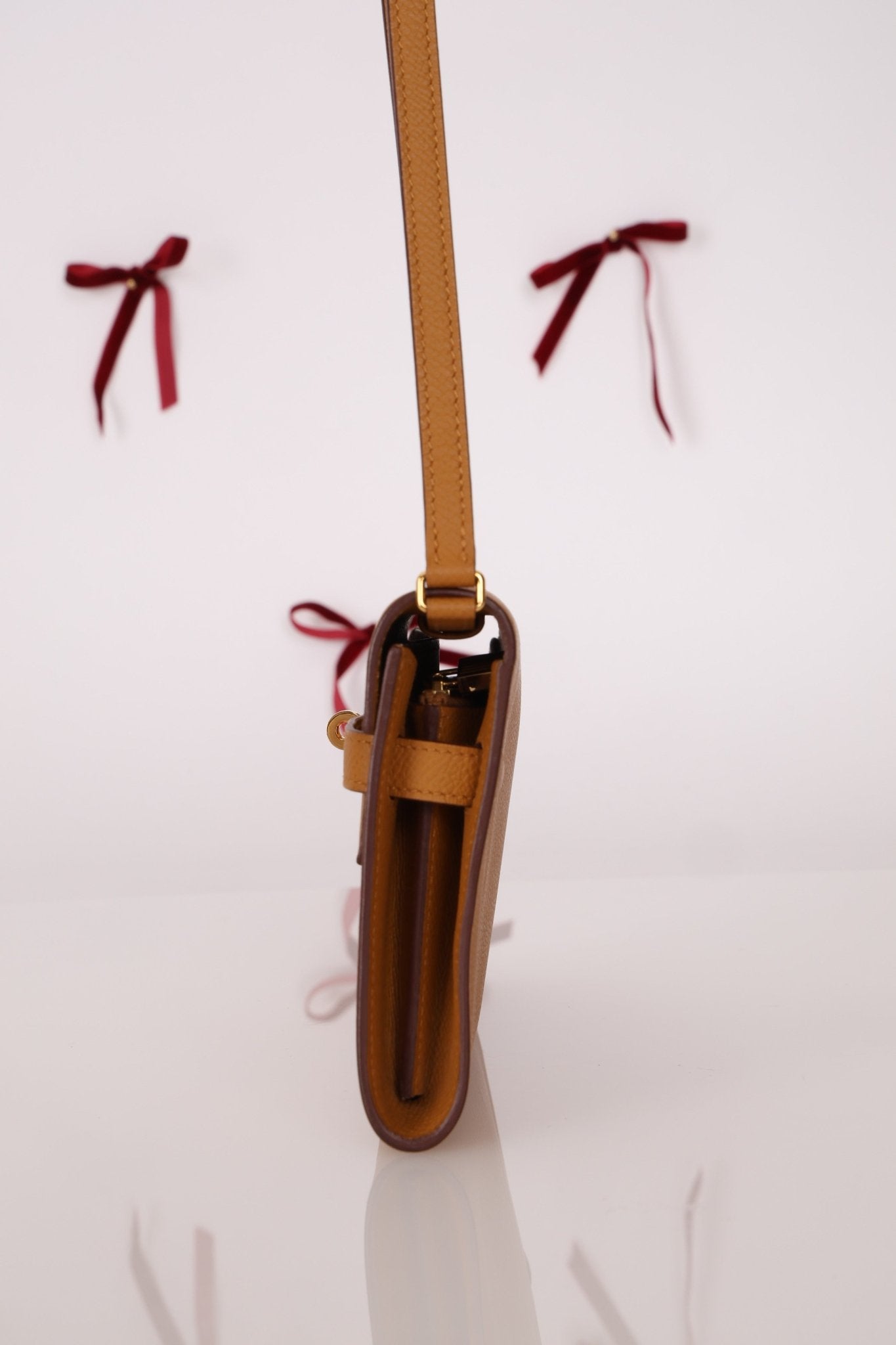 Hermès 2020 Sesame Epsom Kelly To Go GHW - FashioNica