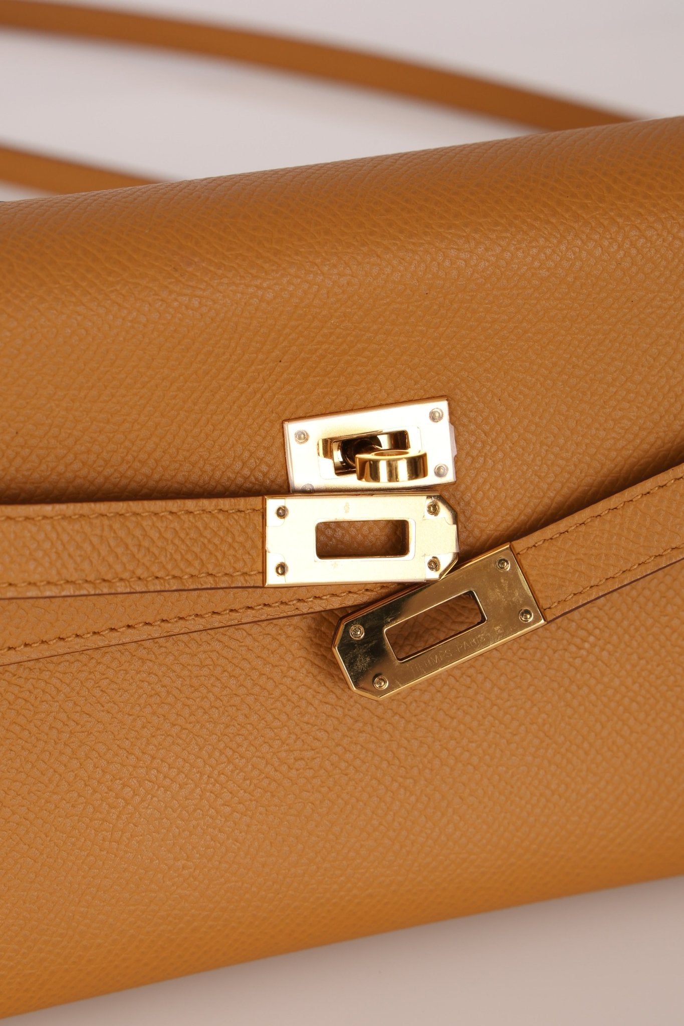 Hermès 2020 Sesame Epsom Kelly To Go GHW - FashioNica