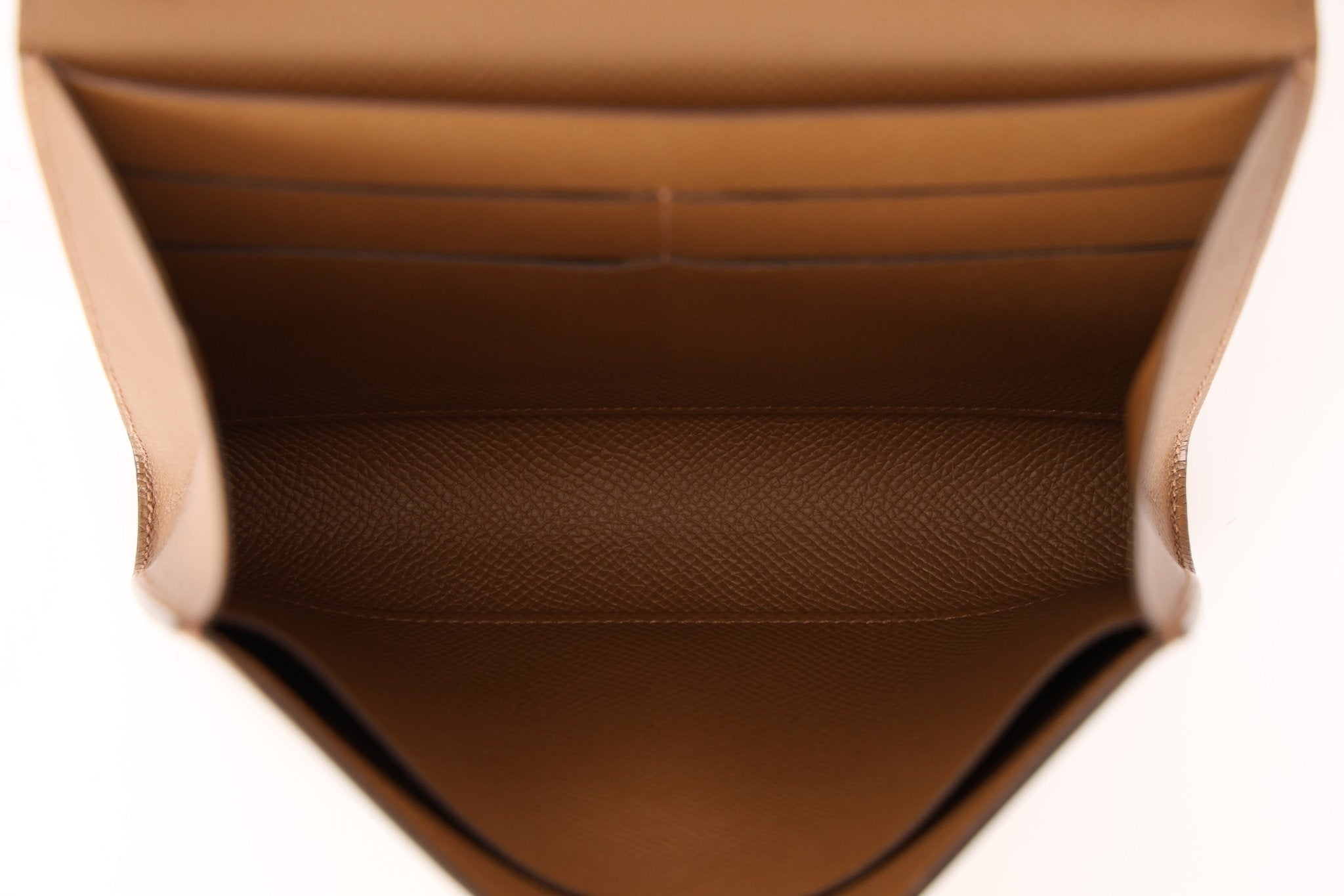 Hermès 2021 Beige De Walmer Epsom Clic Wallet on Strap GHW - FashioNica