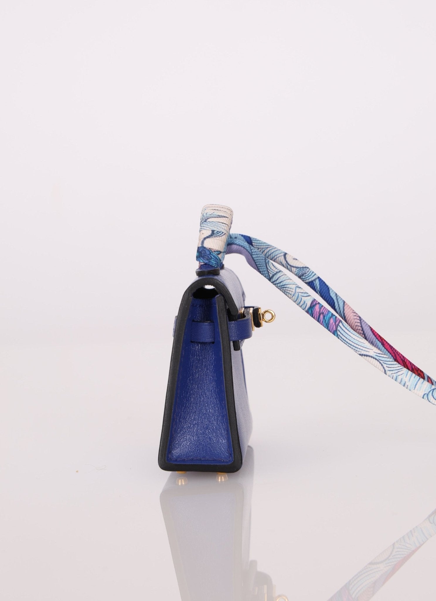 Hermès 2021 Bleu Electrique Tadelakt Micro Twilly Kelly GHW - FashioNica