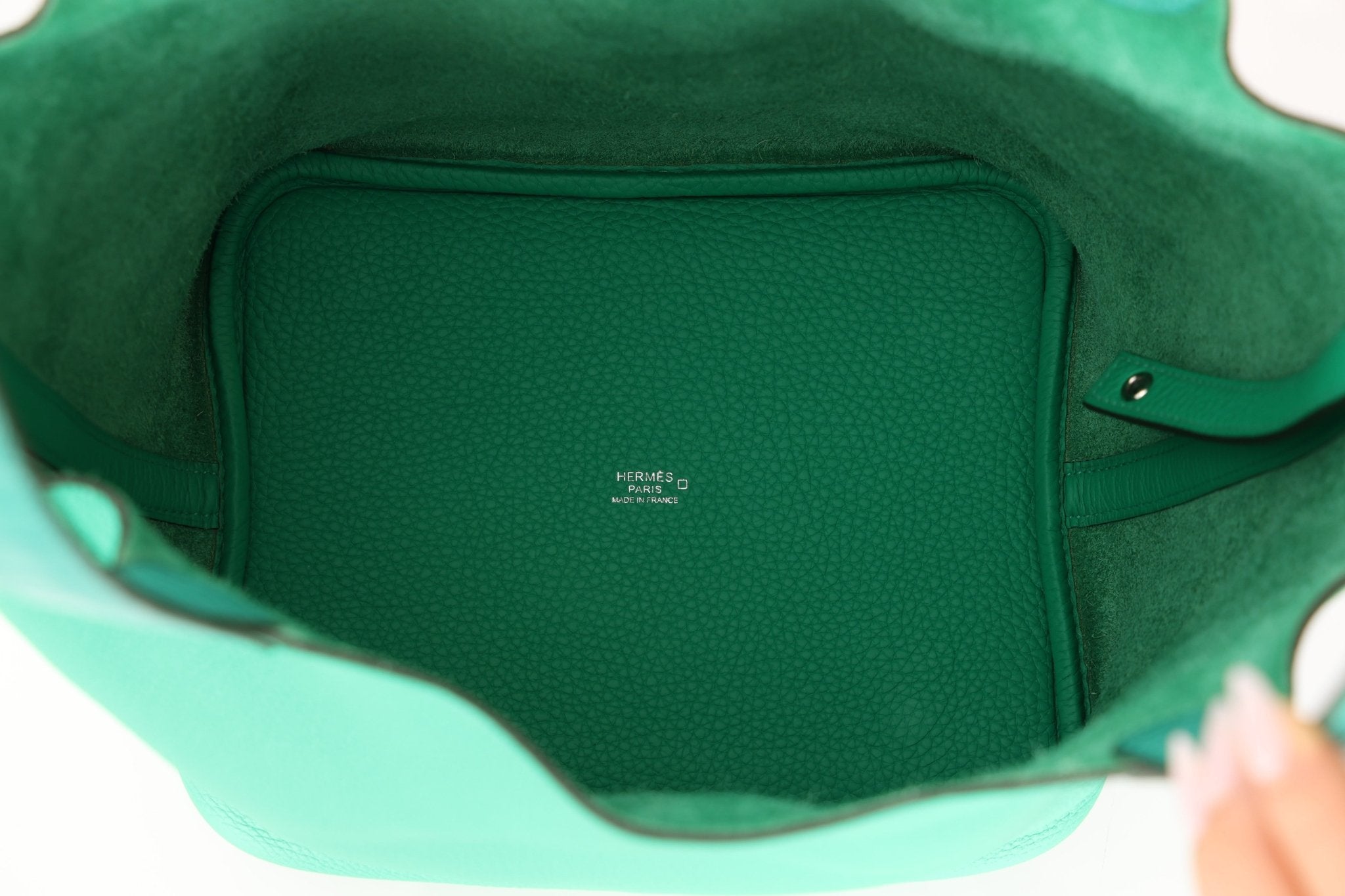 Hermès 2021 Menthe/Vert Vertigo Clemence Picotin Matte Alligator Touch 22 PHW - FashioNica