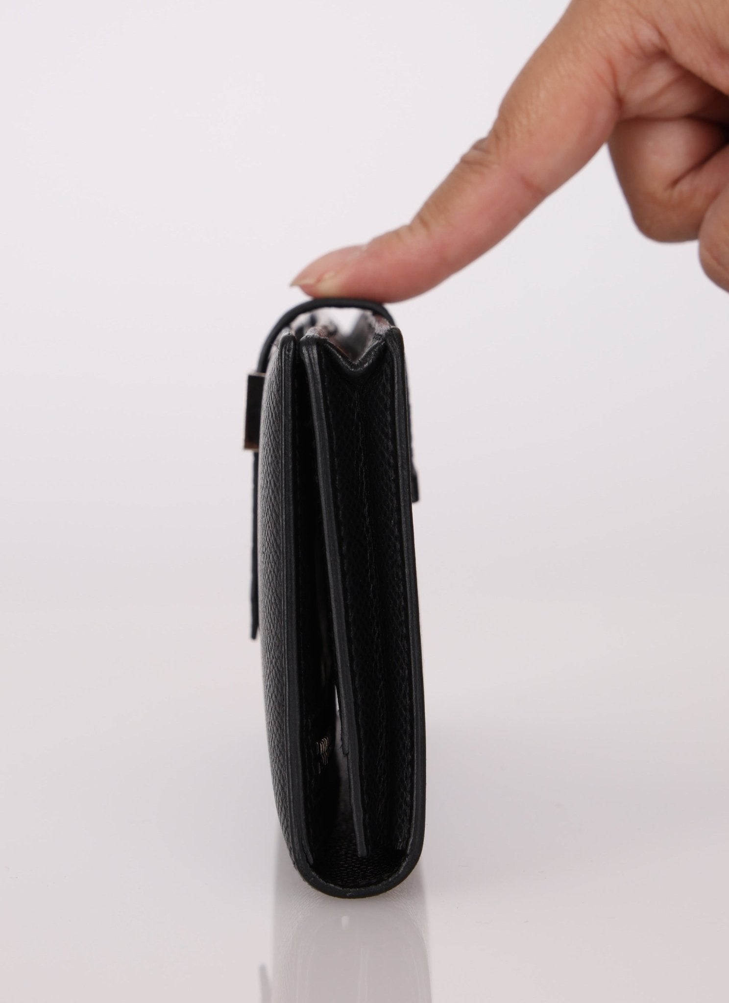 Hermès 2021 Noir Epsom and Alligator Bearn Touch Wallet - FashioNica