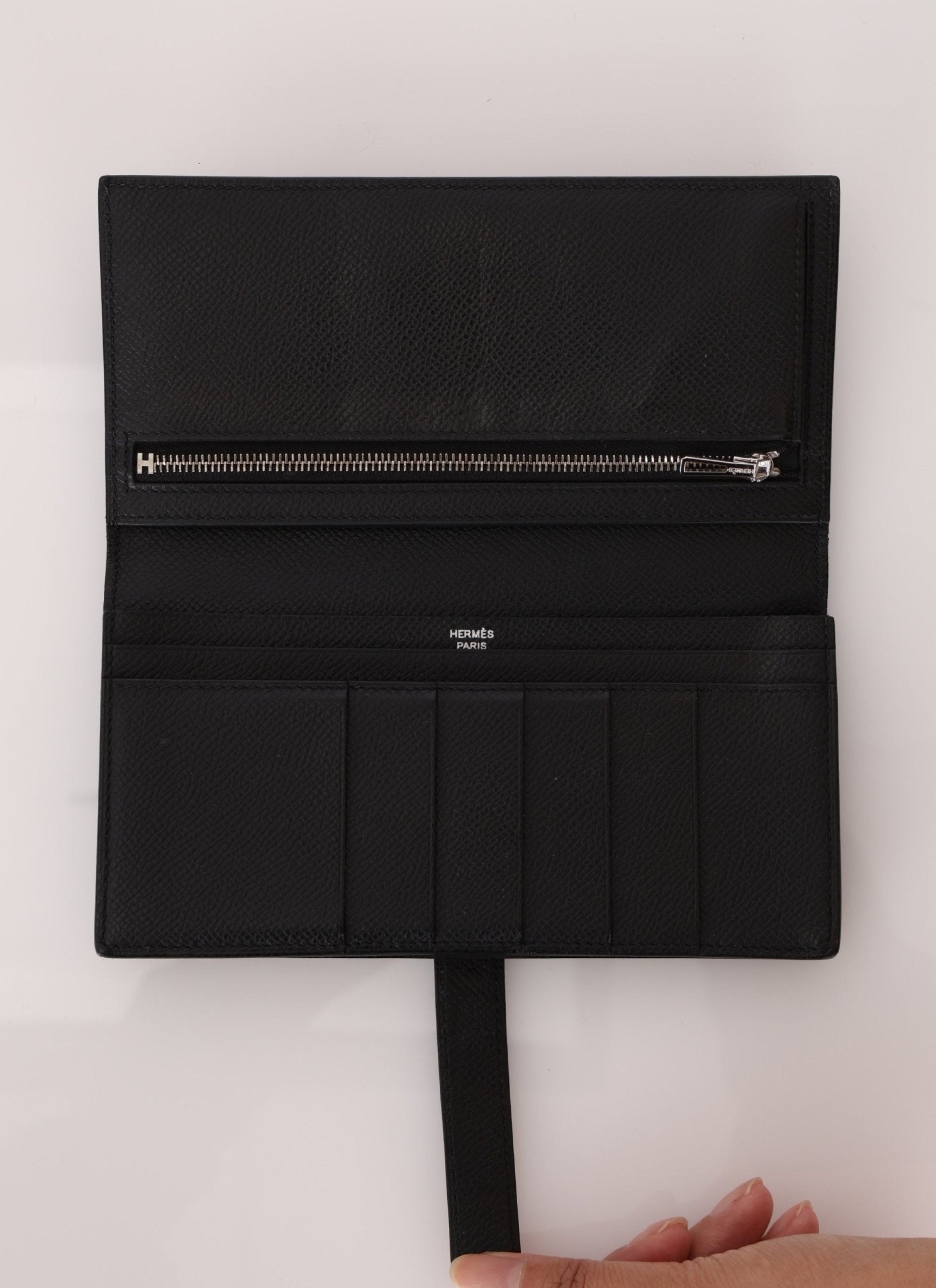 Hermès 2021 Noir Epsom and Alligator Bearn Touch Wallet - FashioNica
