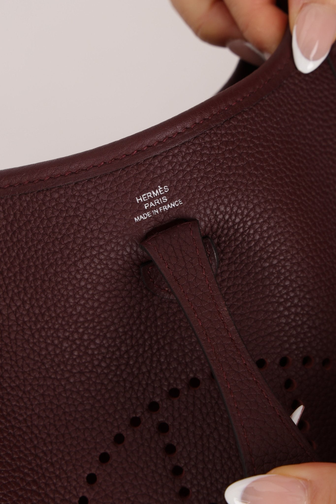 Hermès 2021 Rouge Sellier Clemence Evelyne TPM PHW - FashioNica