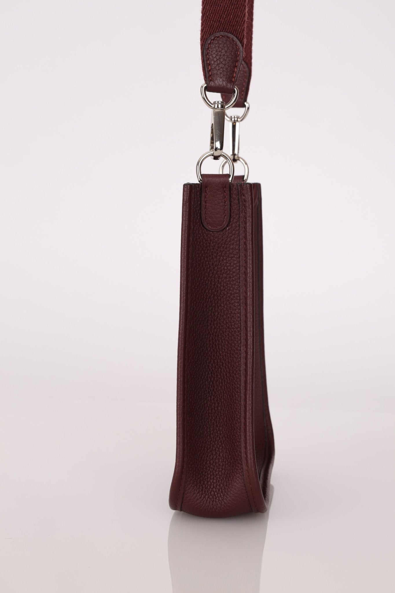 Hermès 2021 Rouge Sellier Clemence Evelyne TPM PHW - FashioNica