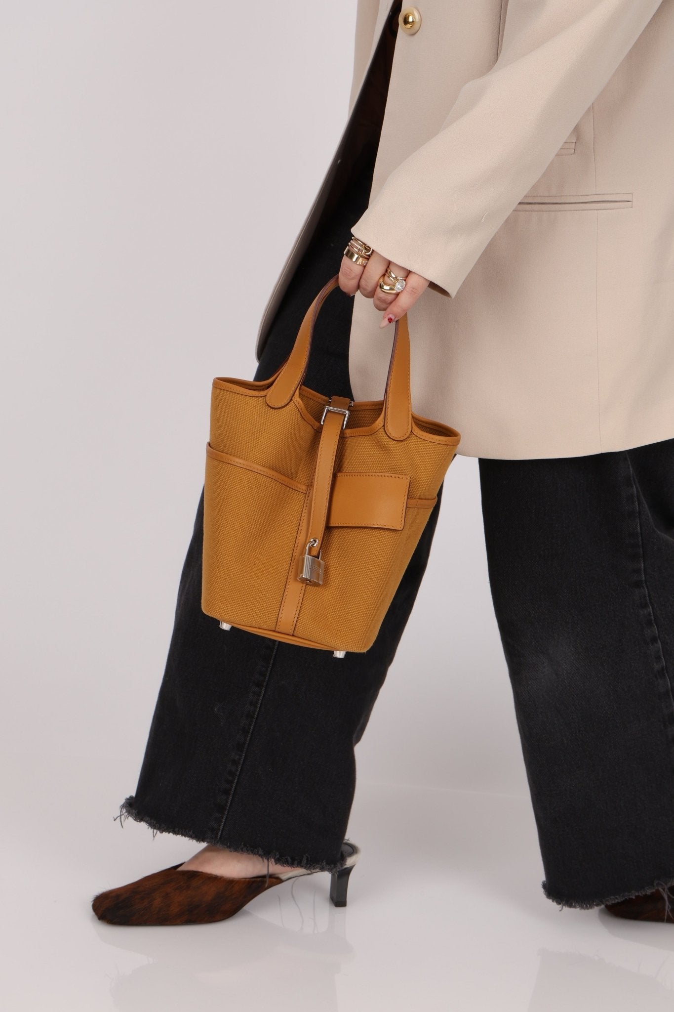Hermès 2021 Sesame Cargo Picotin 18 PHW - FashioNica