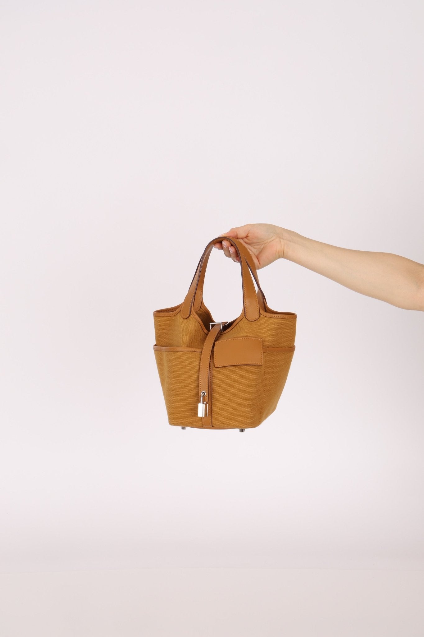 Hermès 2021 Sesame Cargo Picotin 18 PHW - FashioNica