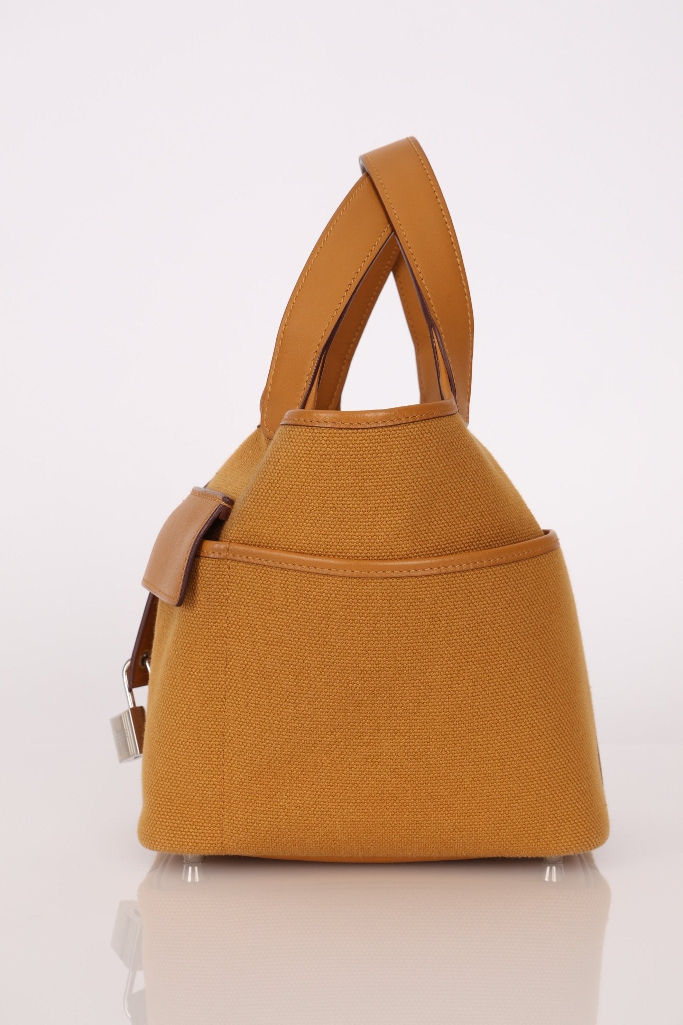 Hermès 2021 Sesame Toile Goeland and Swift Cargo Picotin 18 PHW - FashioNica