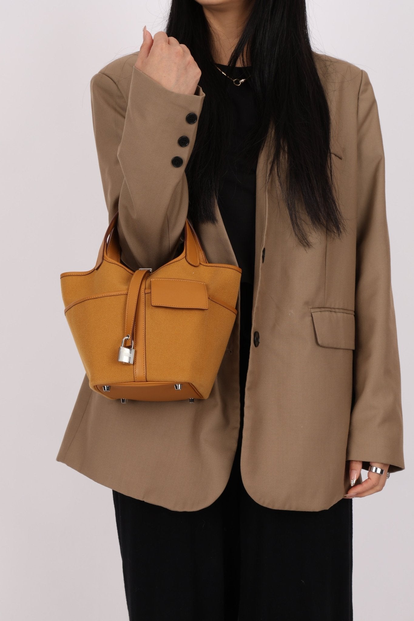 Hermès 2021 Sesame Toile Goeland and Swift Cargo Picotin 18 PHW - FashioNica