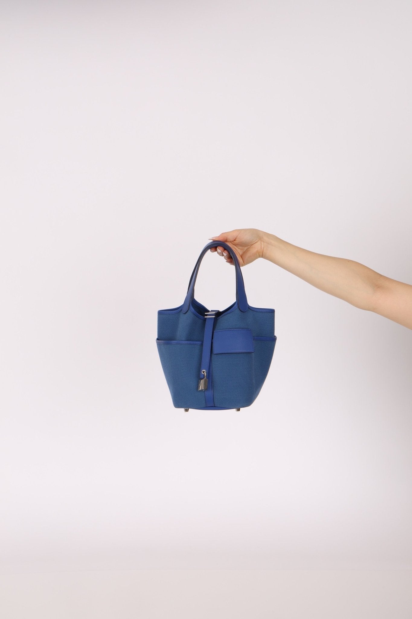 Hermès 2022 Bleu France Cargo Picotin 18 - FashioNica