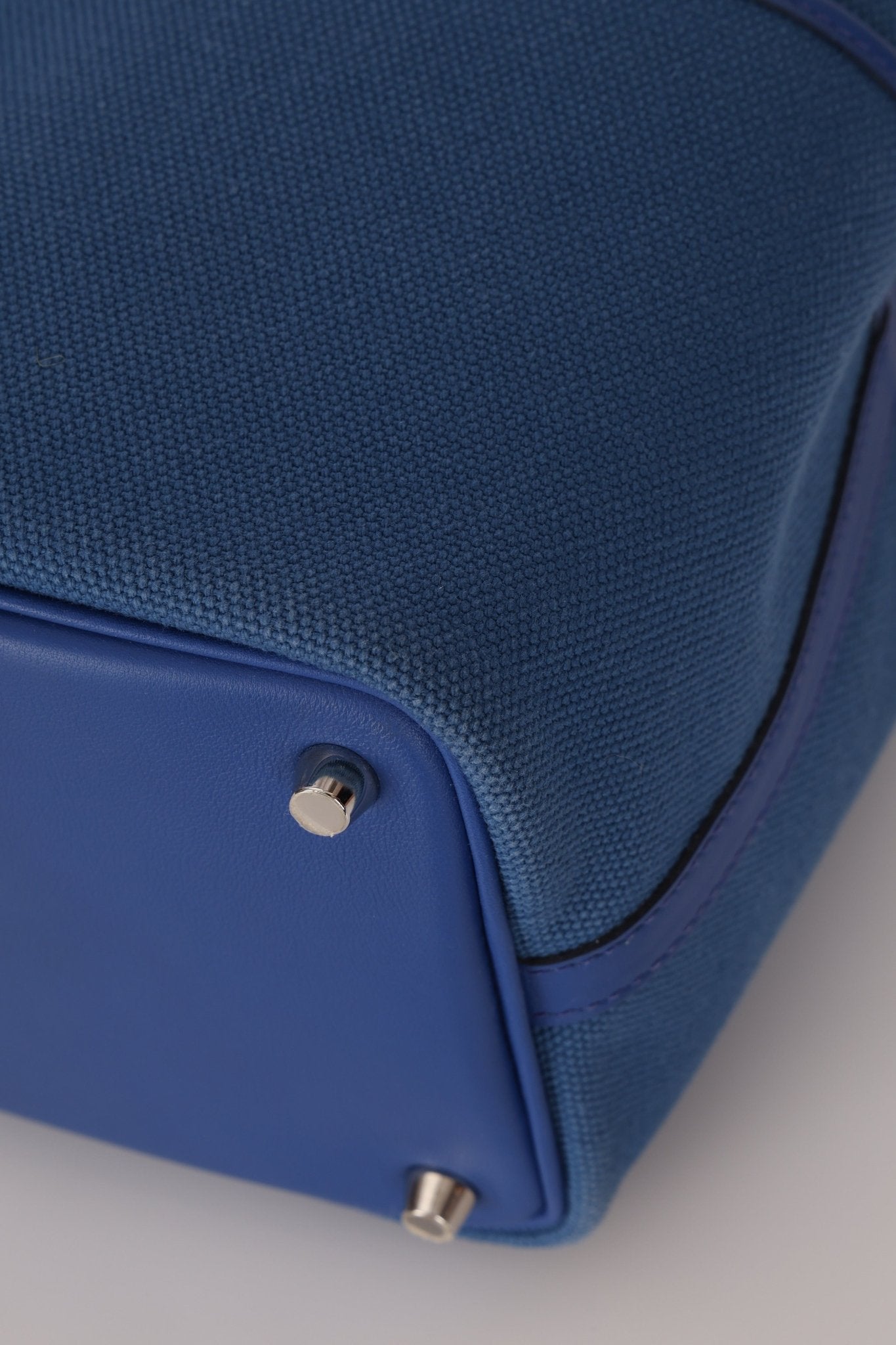 Hermès 2022 Bleu France Cargo Picotin 18 - FashioNica