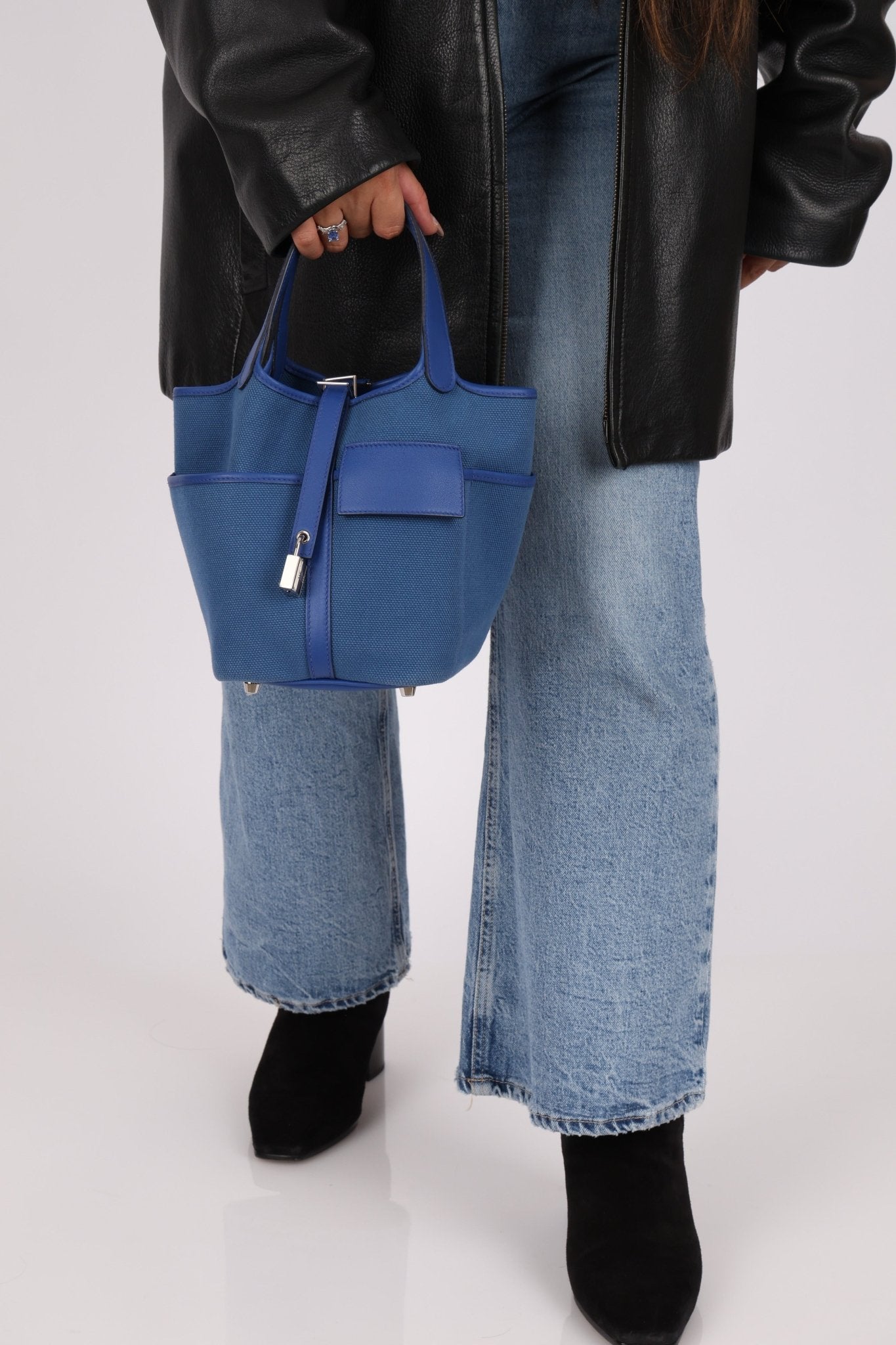 Hermès 2022 Bleu France Cargo Picotin 18 - FashioNica