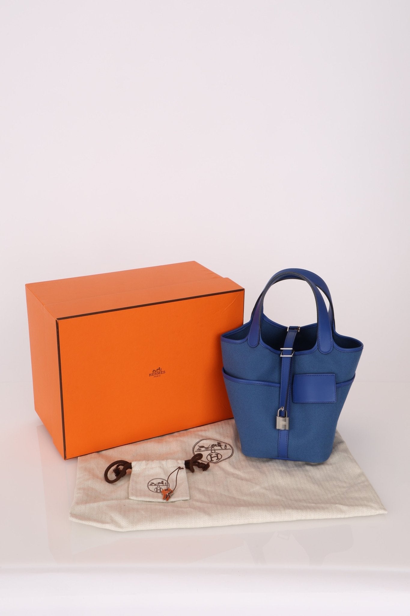 Hermès 2022 Bleu France Swift and Canvas Cargo Picotin 18 PHW - FashioNica