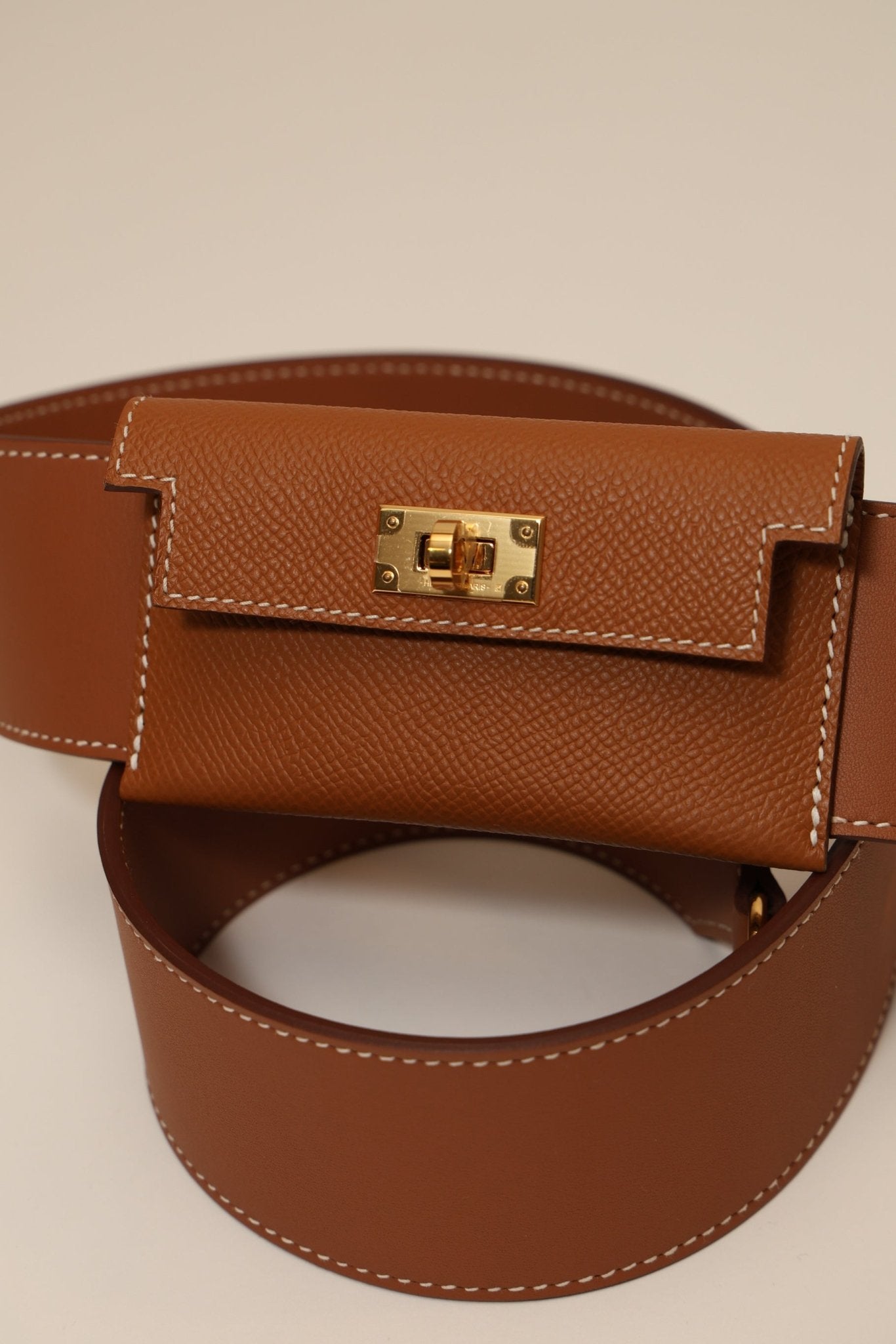 Hermès 2022 Gold Epsom and Swift Kelly Pocket Bag Strap - FashioNica