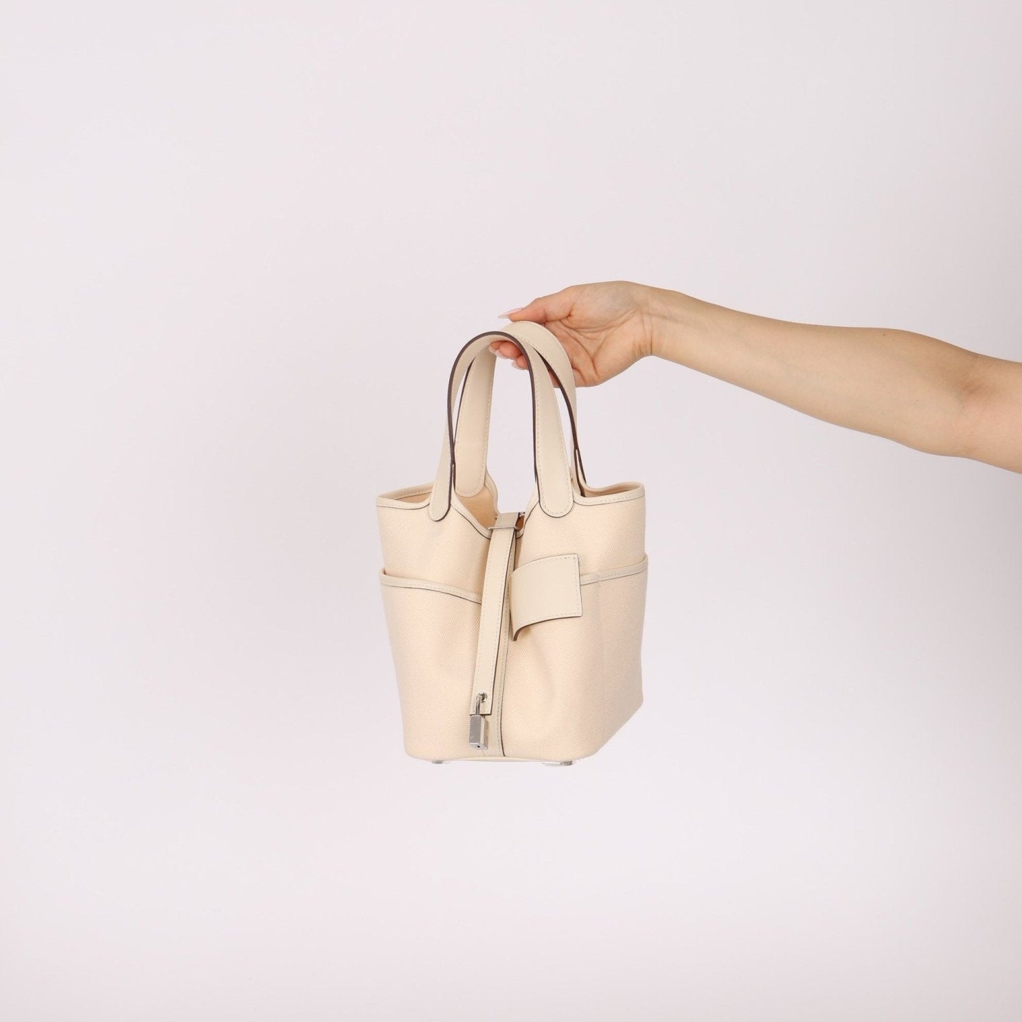 Hermès 2022 Nata Toile Goeland Swift Cargo Picotin 18 PHW - FashioNica