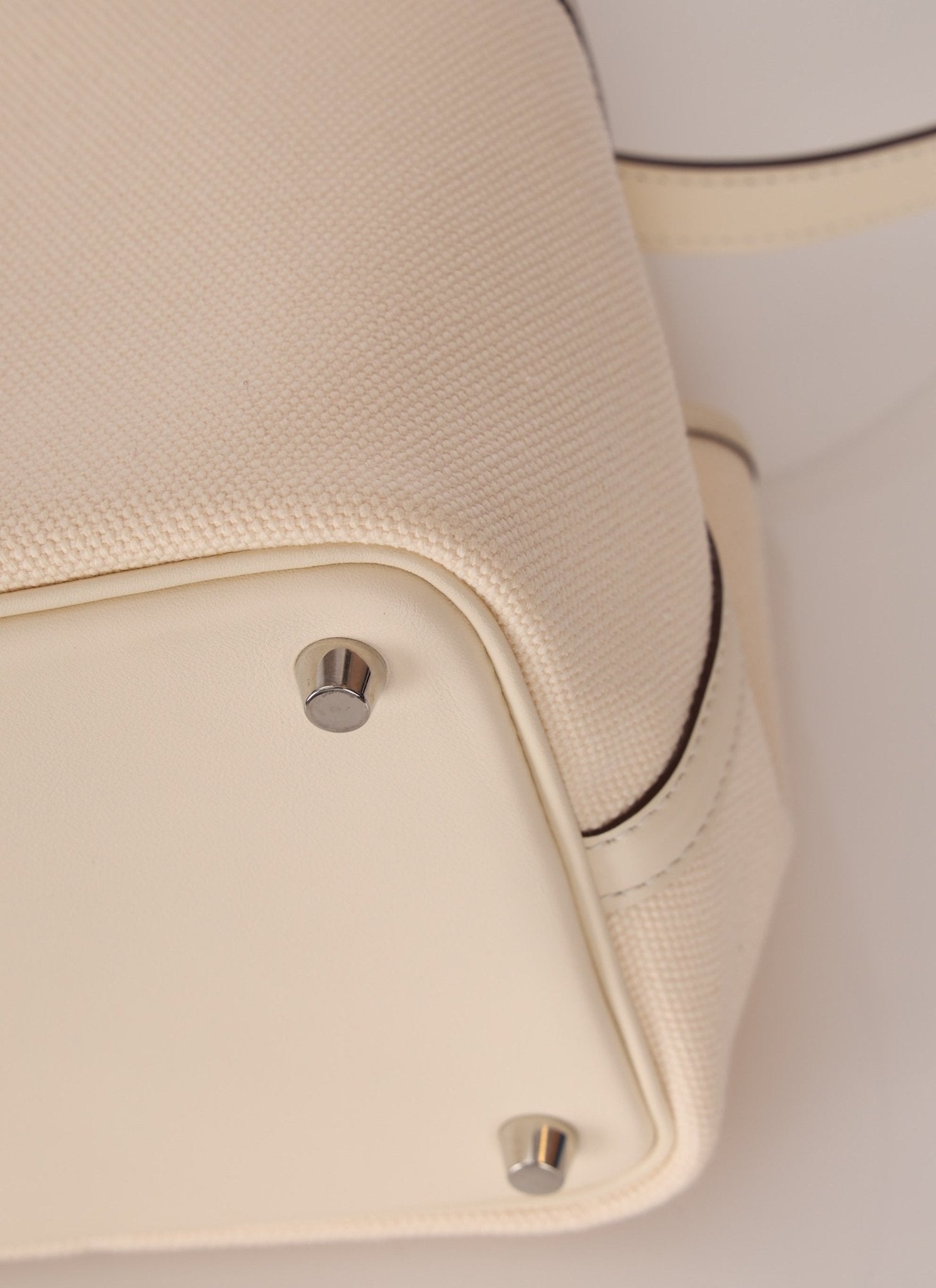 Hermès 2022 Nata Toile Goeland Swift Cargo Picotin 18 PHW - FashioNica