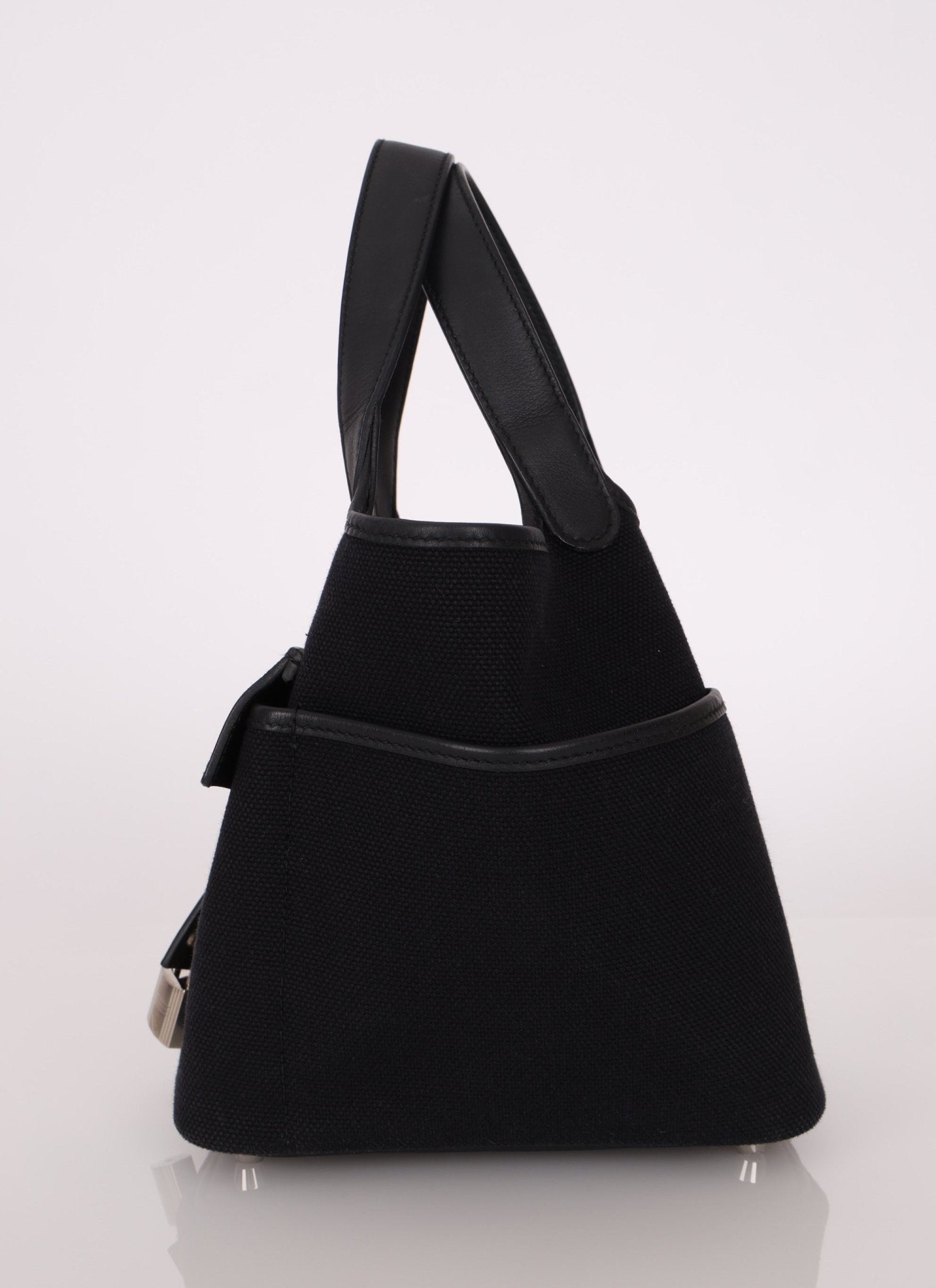 Hermès 2022 Noir Cargo Picotin 18 - FashioNica