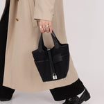 Hermès 2022 Noir Cargo Picotin 18 - FashioNica