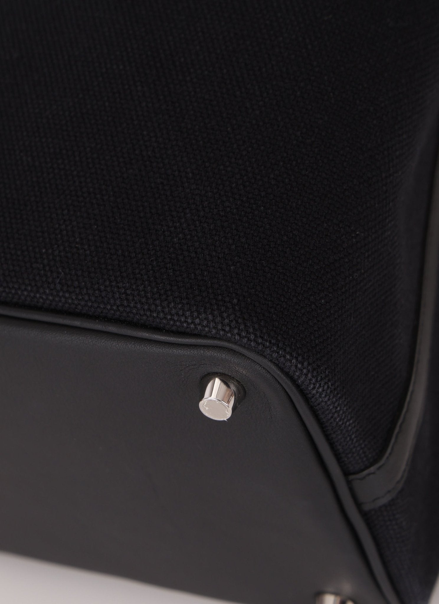 Hermès 2022 Noir Cargo Picotin 18 - FashioNica