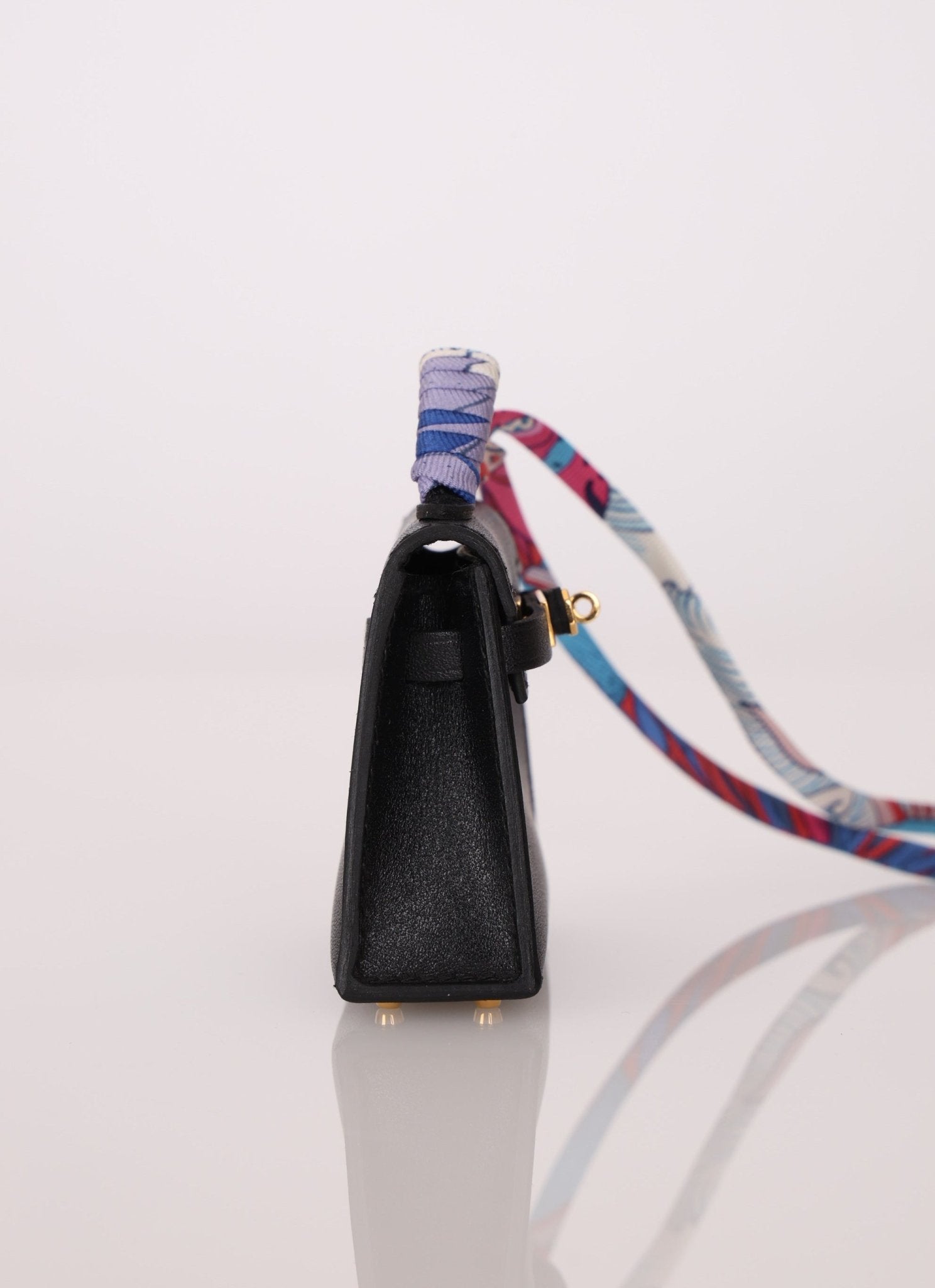 Hermès 2022 Noir Tadelakt Micro Kelly Twilly - FashioNica