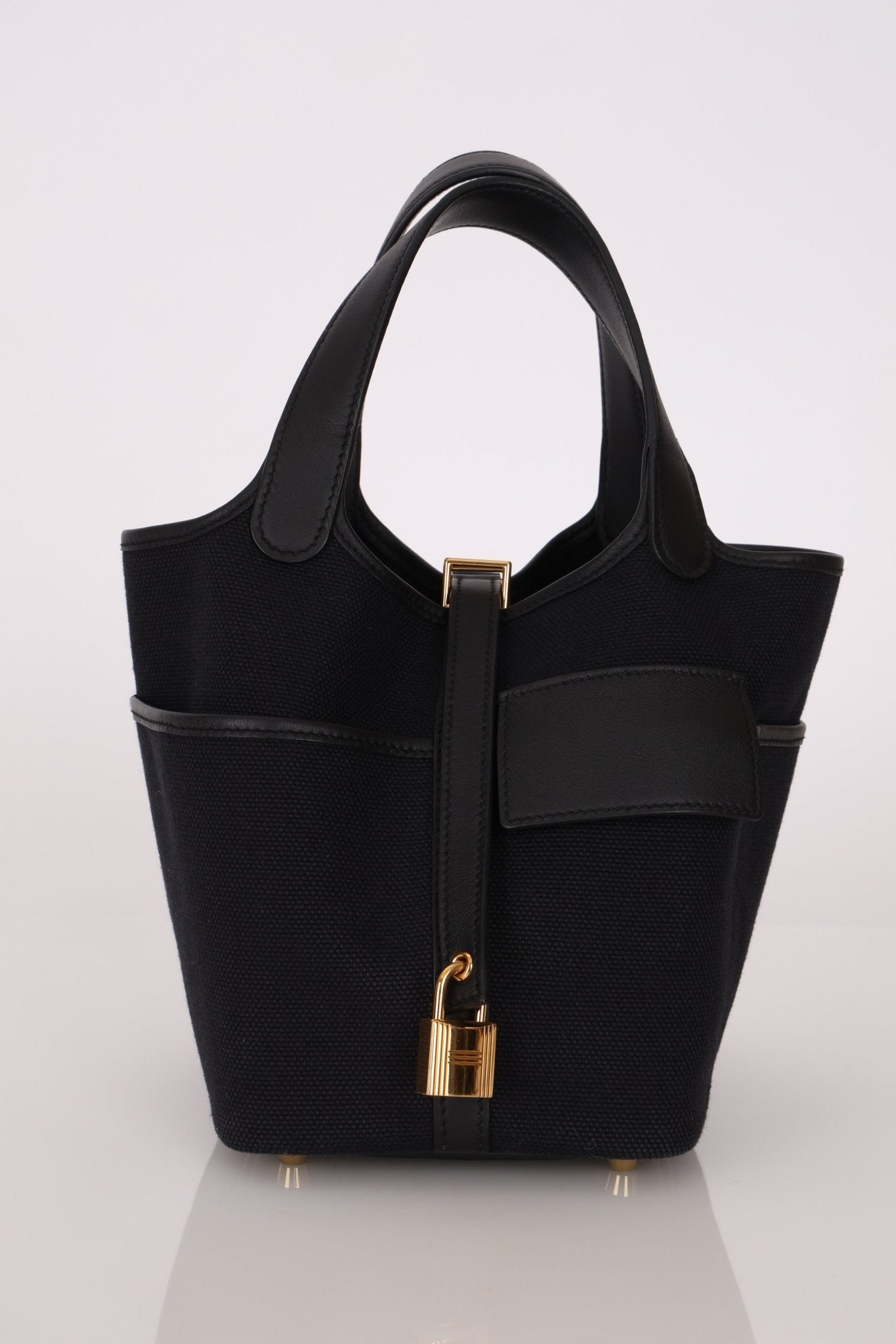 Hermès 2022 Noir Toile Goeland Swift Cargo Picotin Lock 18 GHW - FashioNica