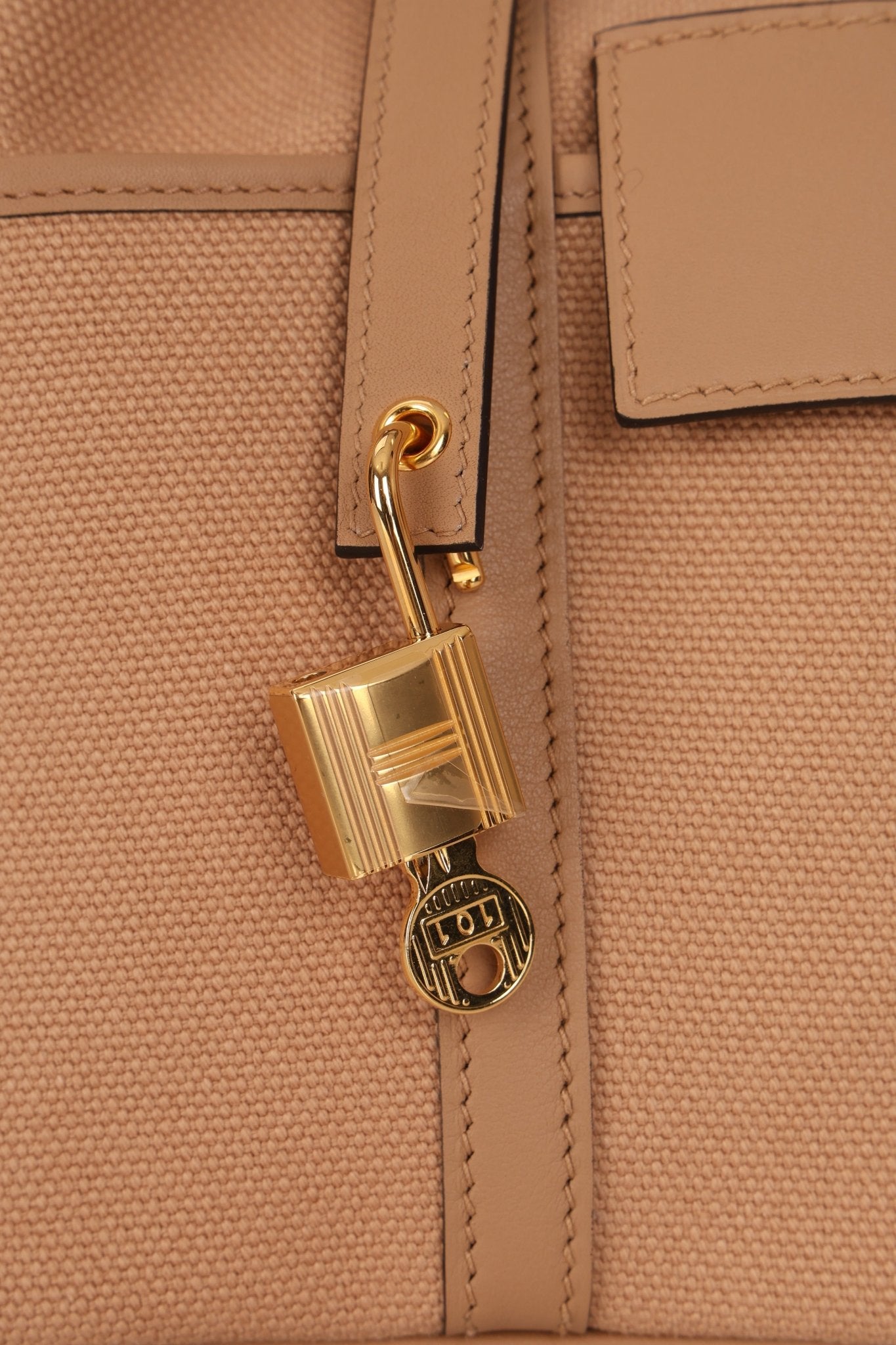 Hermès 2023 Chai Swift Cargo Picotin 18 GHW - FashioNica