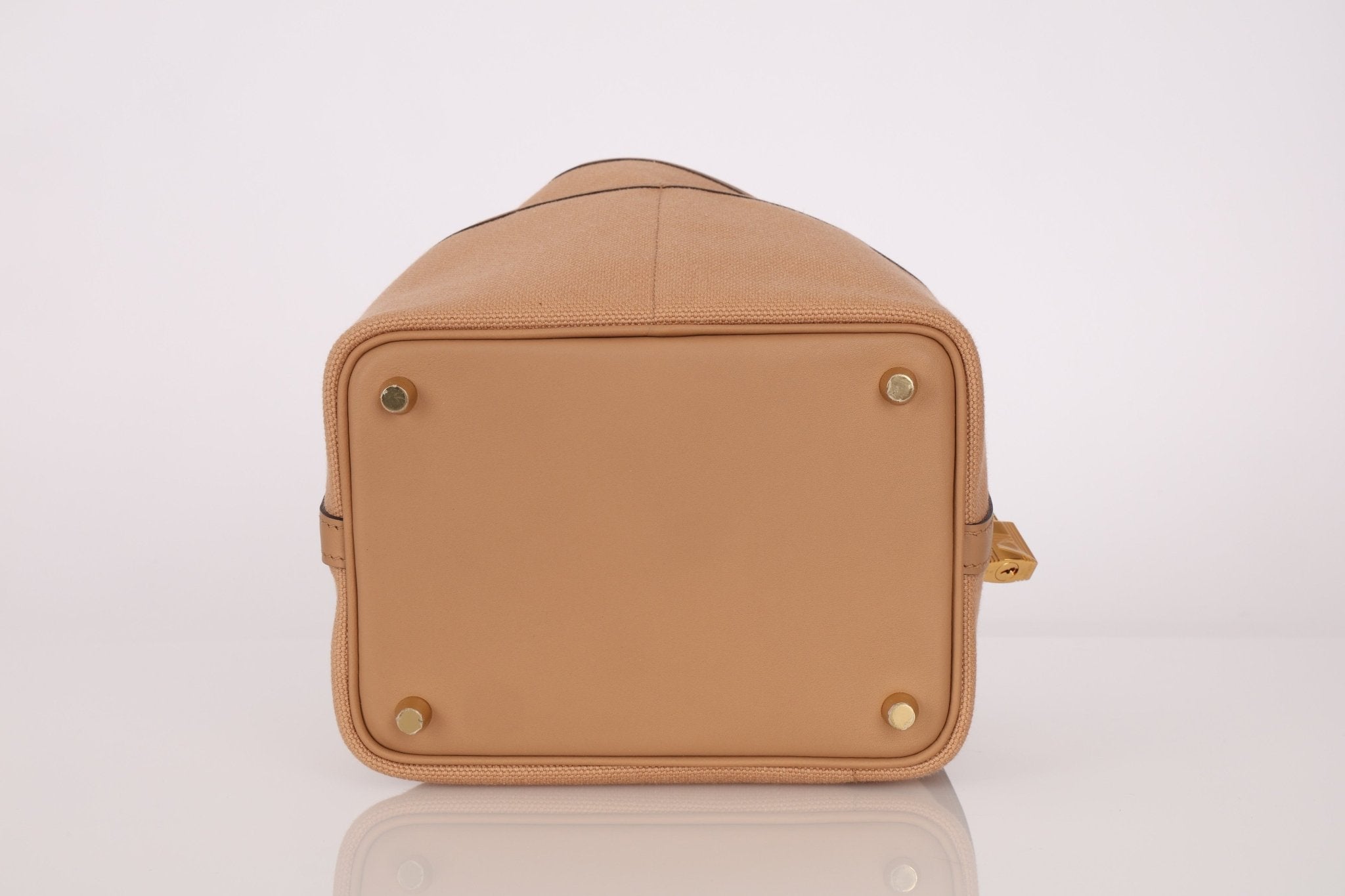 Hermès 2023 Chai Swift Cargo Picotin 18 GHW - FashioNica