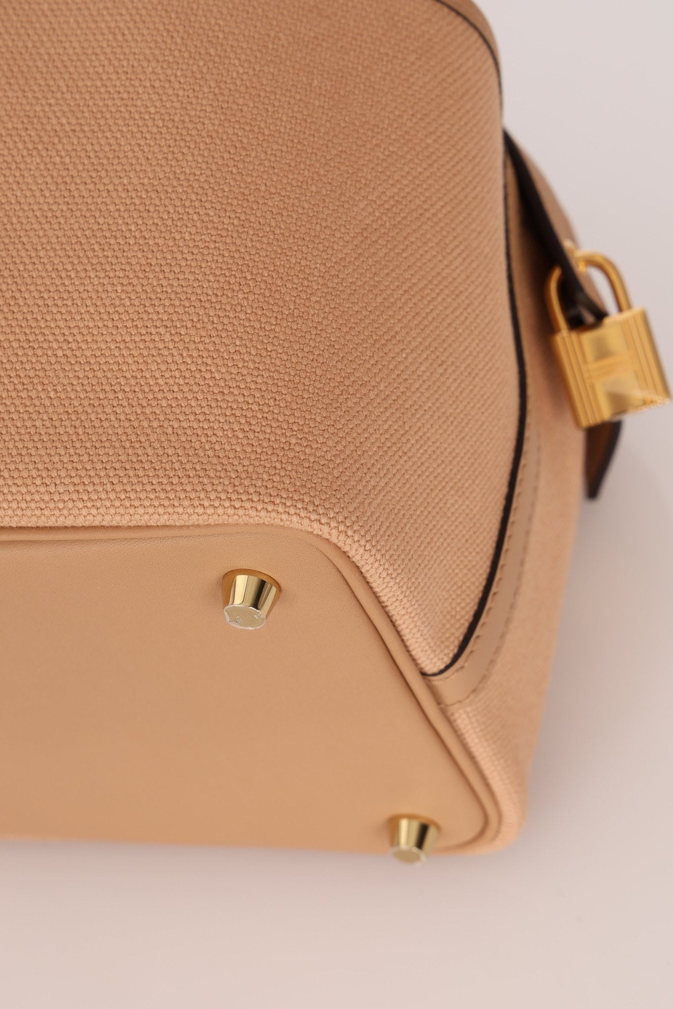 Hermès 2023 Chai Swift Cargo Picotin 18 GHW - FashioNica