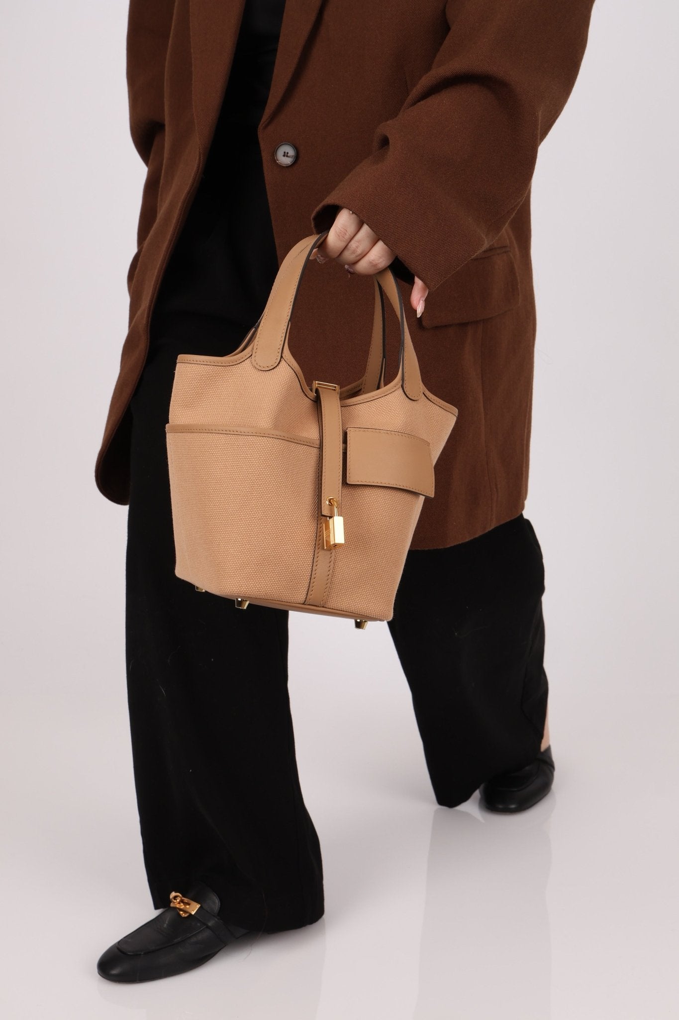 Hermès 2023 Chai Swift Cargo Picotin 18 GHW - FashioNica