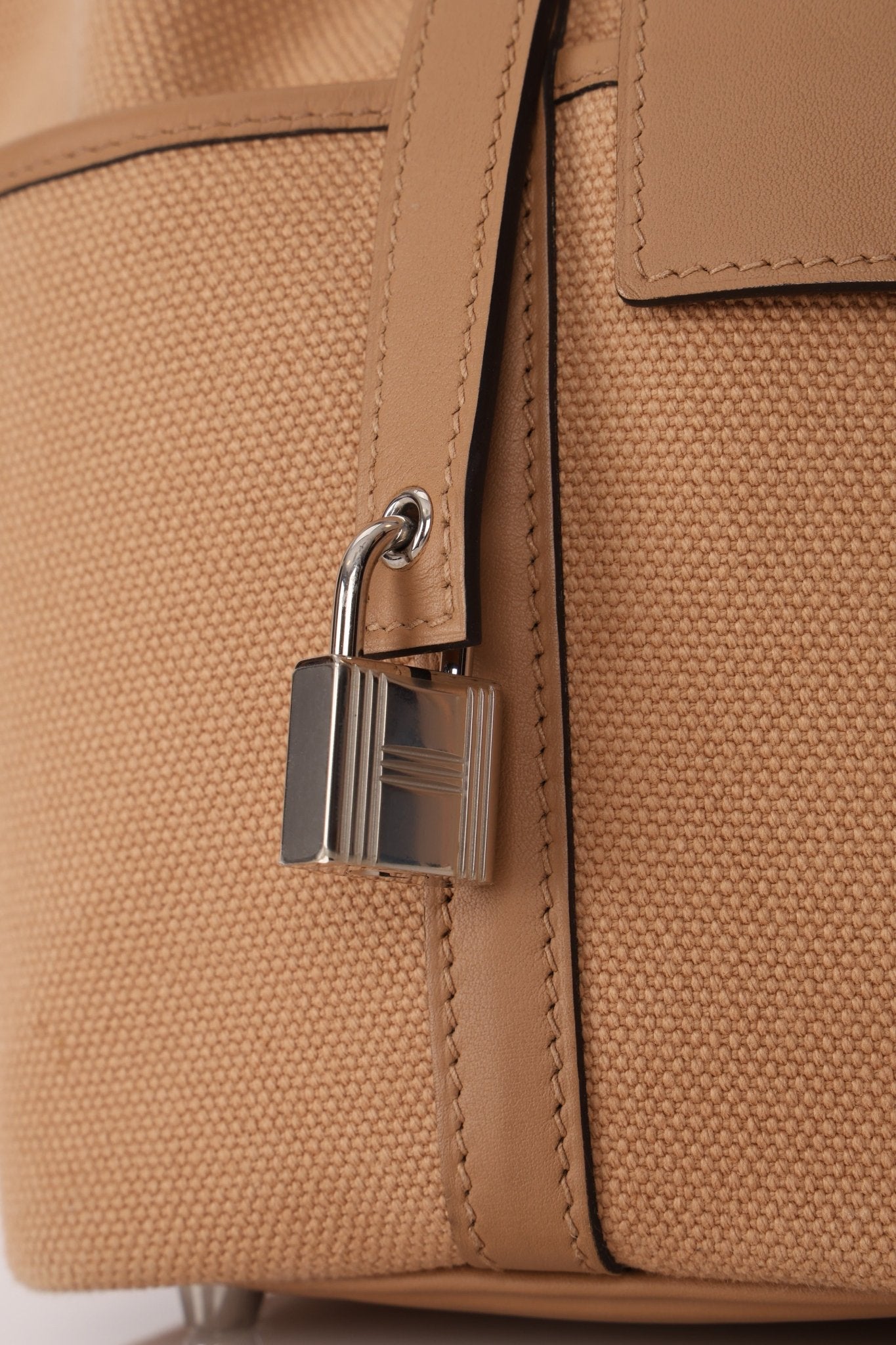 Hermès 2023 Chai Swift Cargo Picotin Lock 18 PHW - FashioNica