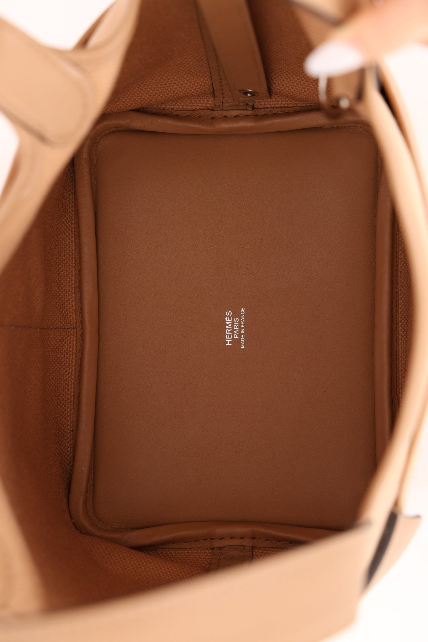 Hermès 2023 Chai Swift Cargo Picotin Lock 18 PHW - FashioNica