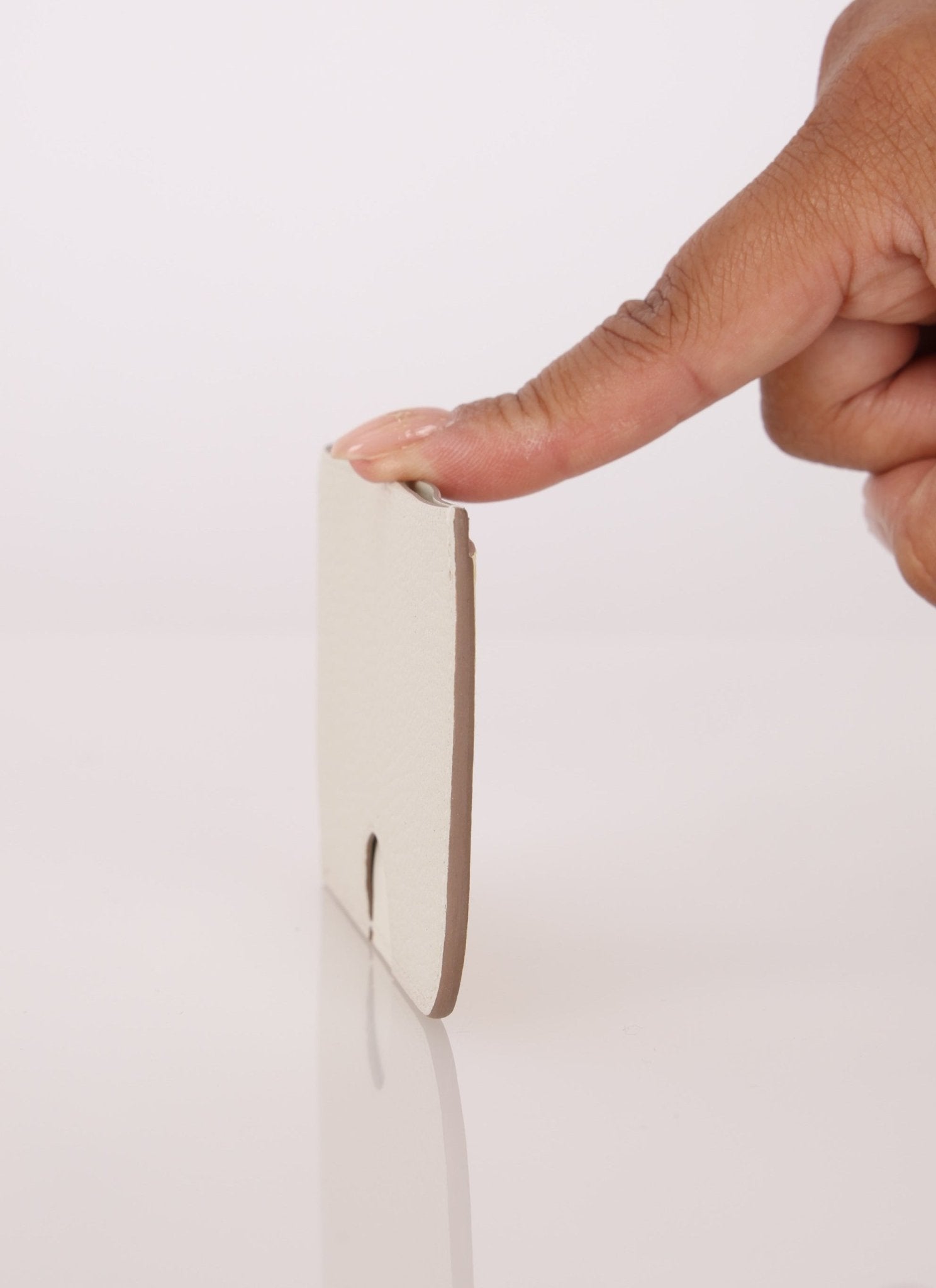 Hermès 2023 Chevre Mysore Poisson Card Holder PHW - FashioNica