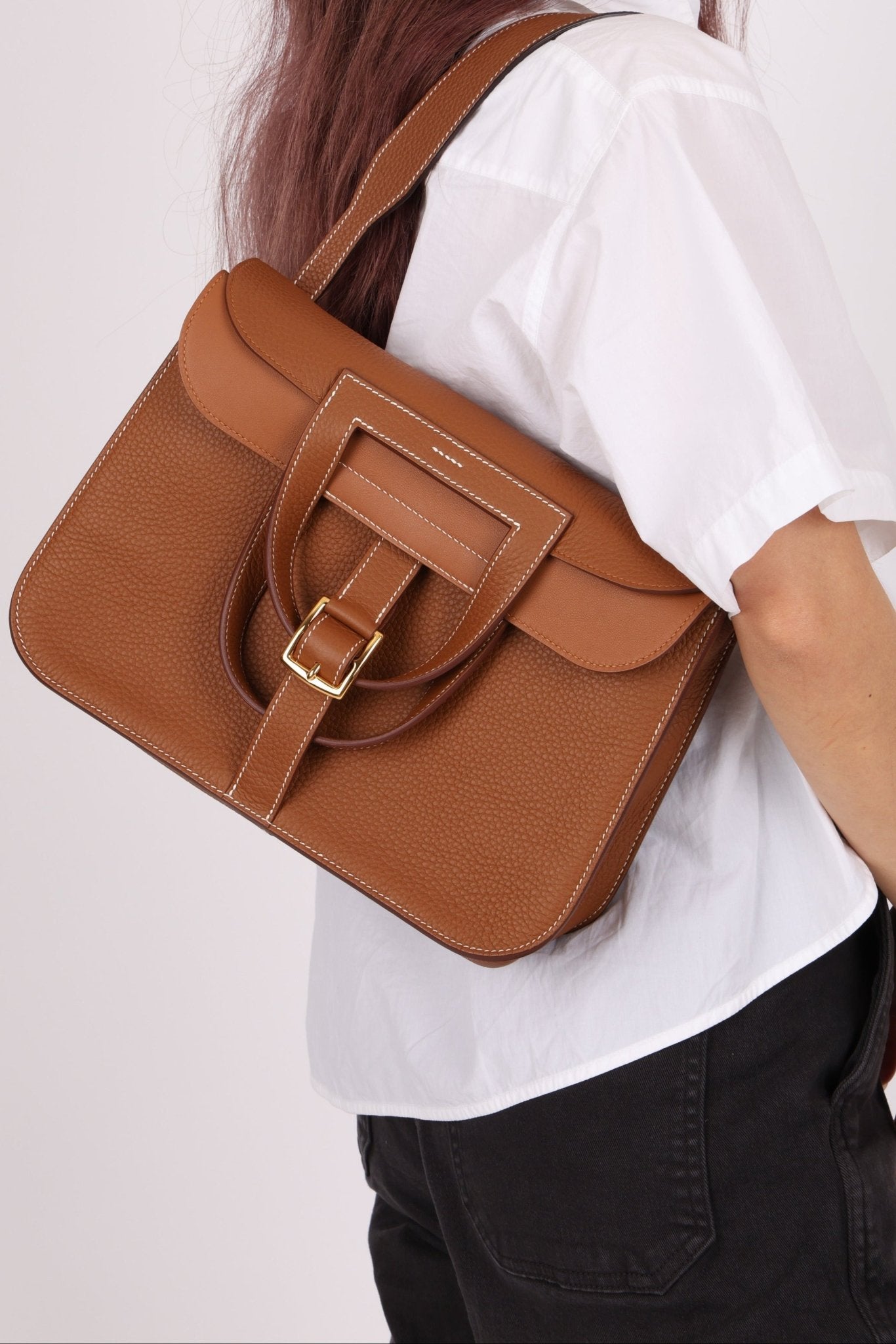 Hermès 2023 Clemence Gold Halzan 31 GHW - FashioNica