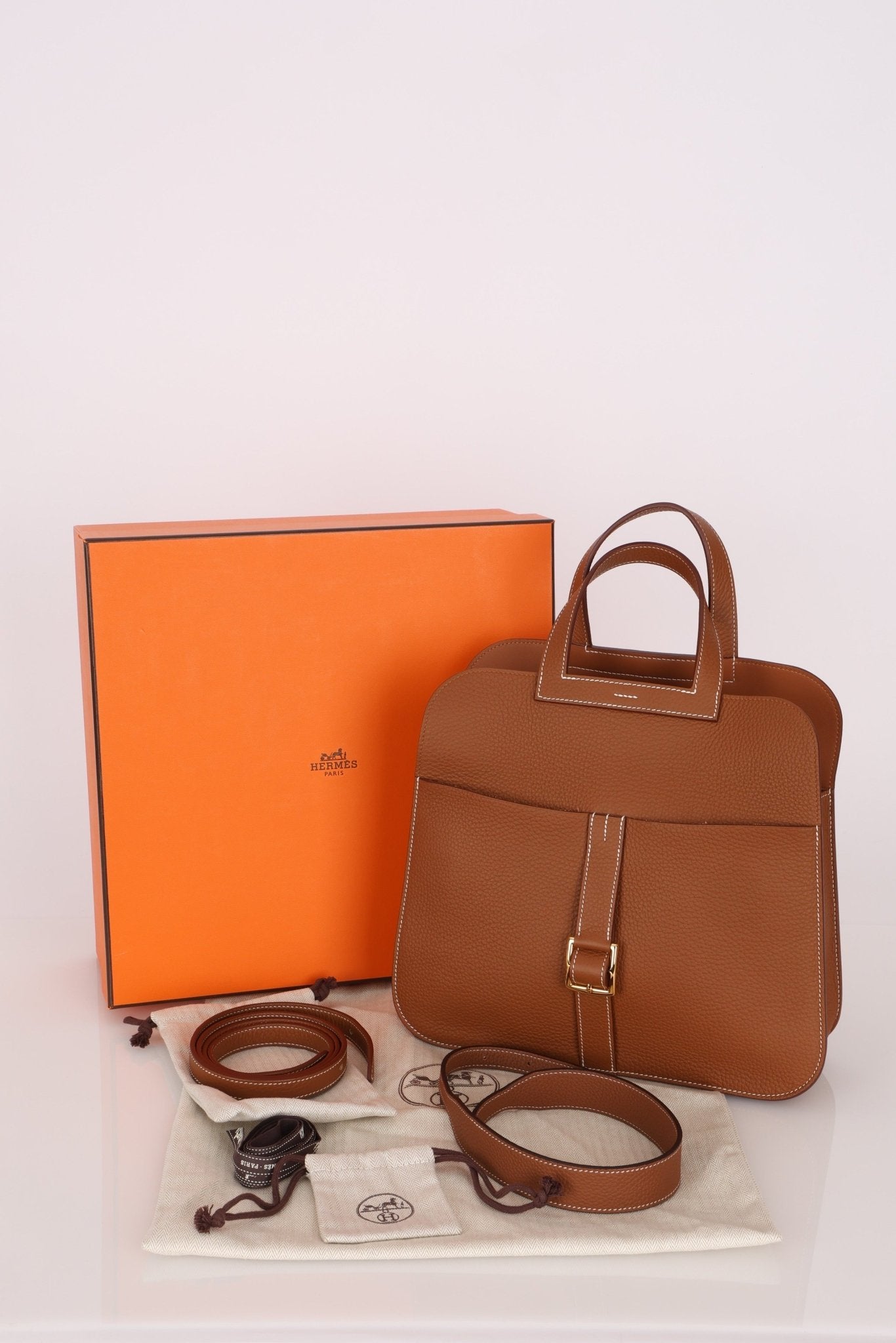 Hermès 2023 Clemence Gold Halzan 31 GHW - FashioNica