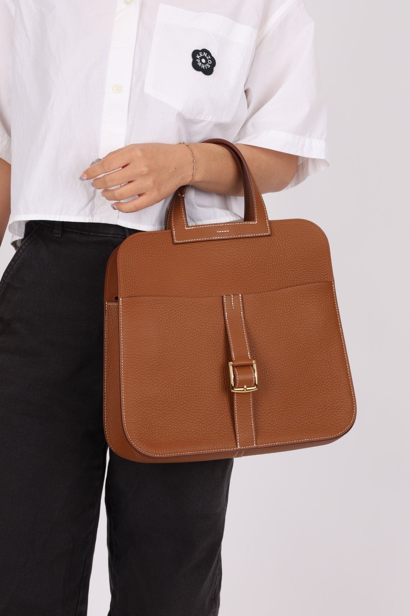 Hermès 2023 Clemence Gold Halzan 31 GHW - FashioNica