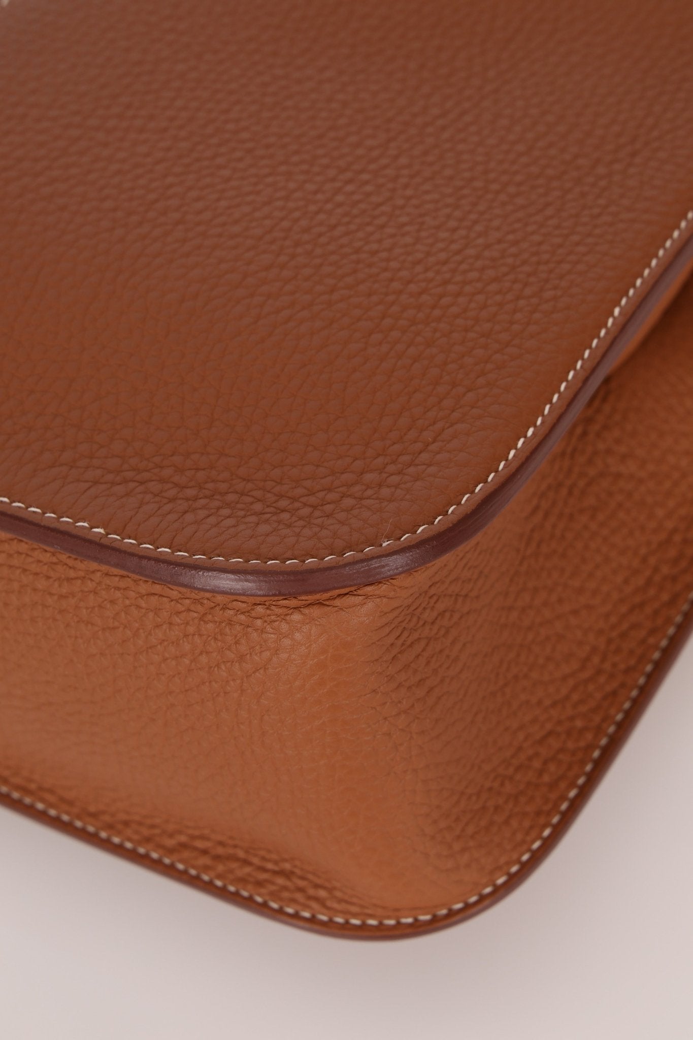 Hermès 2023 Clemence Gold Halzan 31 GHW - FashioNica