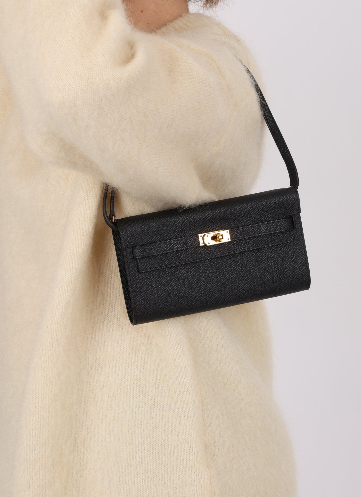 Hermès 2023 Noir Epsom Kelly To Go Wallet GHW - FashioNica