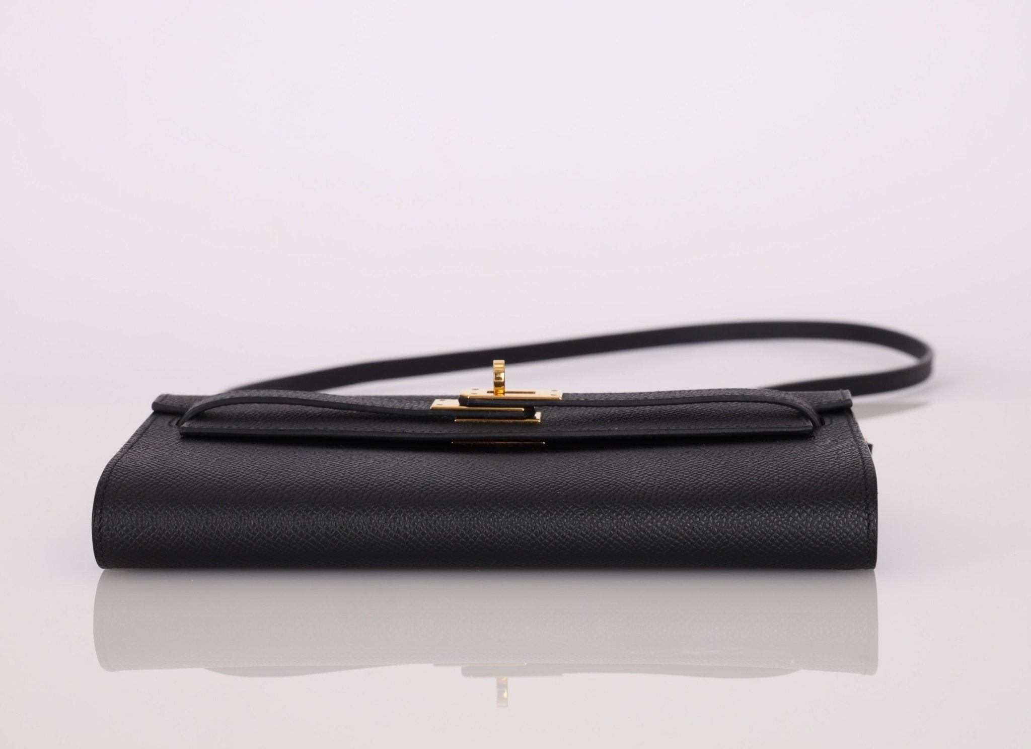 Hermès 2023 Noir Epsom Kelly To Go Wallet GHW - FashioNica