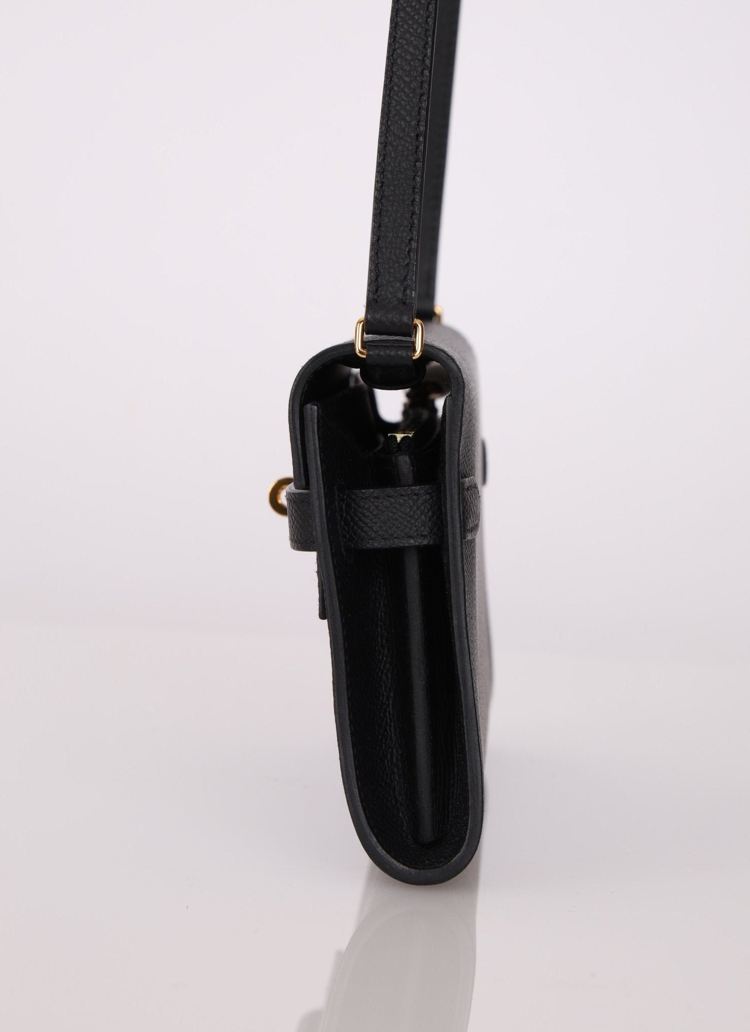 Hermès 2023 Noir Epsom Kelly To Go Wallet GHW - FashioNica