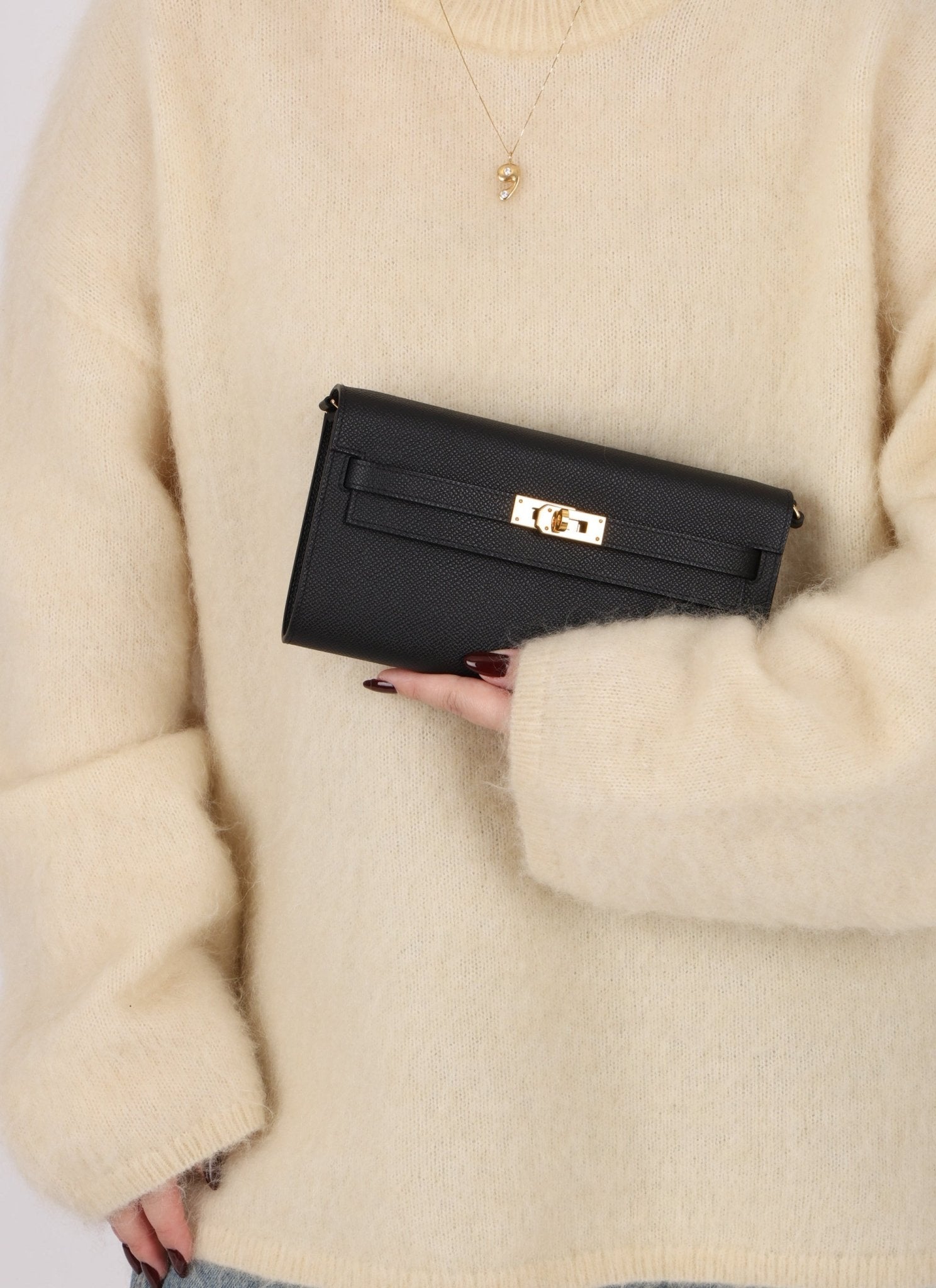 Hermès 2023 Noir Epsom Kelly To Go Wallet GHW - FashioNica