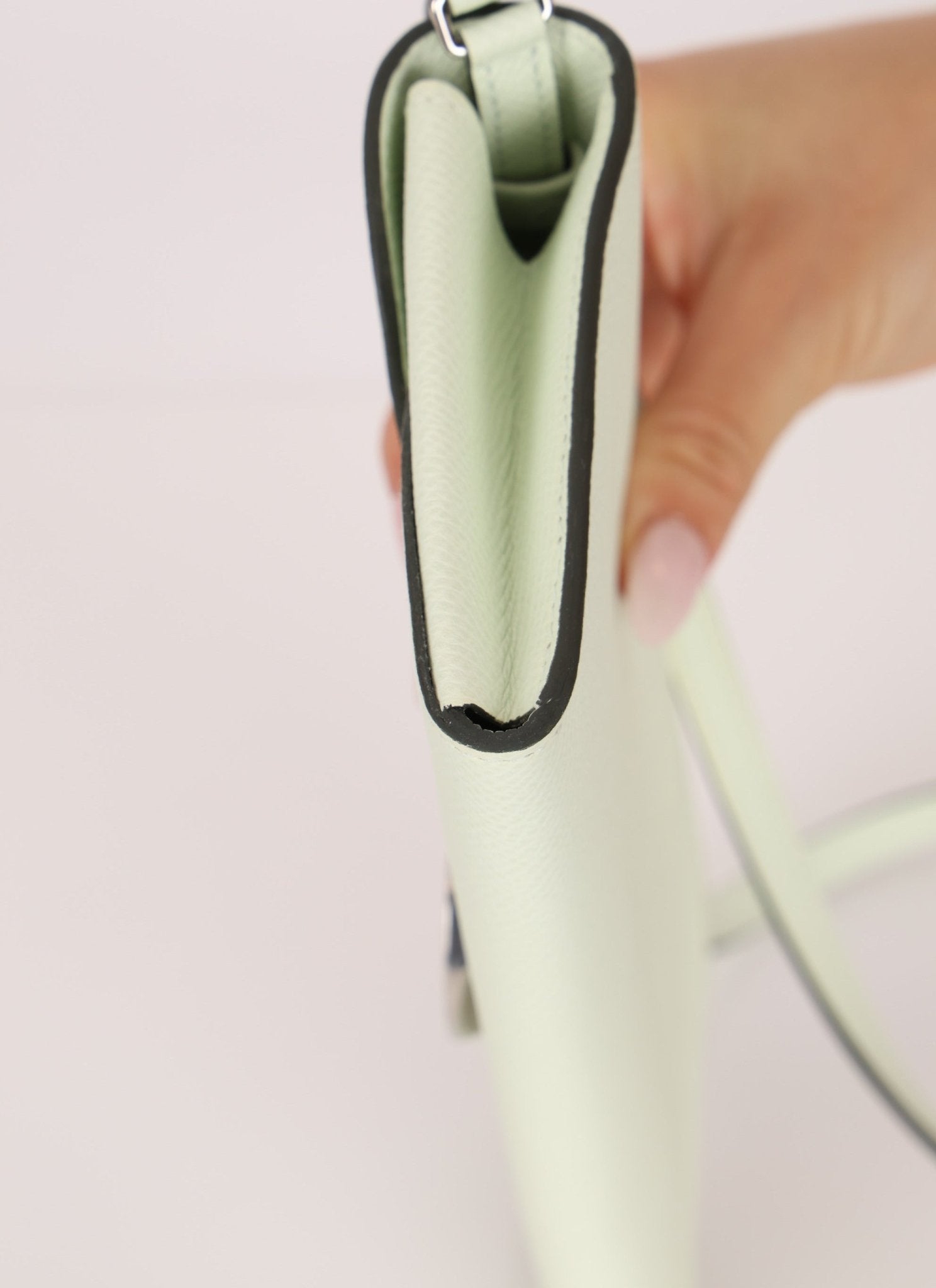 Hermès 2023 Vert Fizz Chaine d’Ancre To Go Wallet Epsom PHW - FashioNica