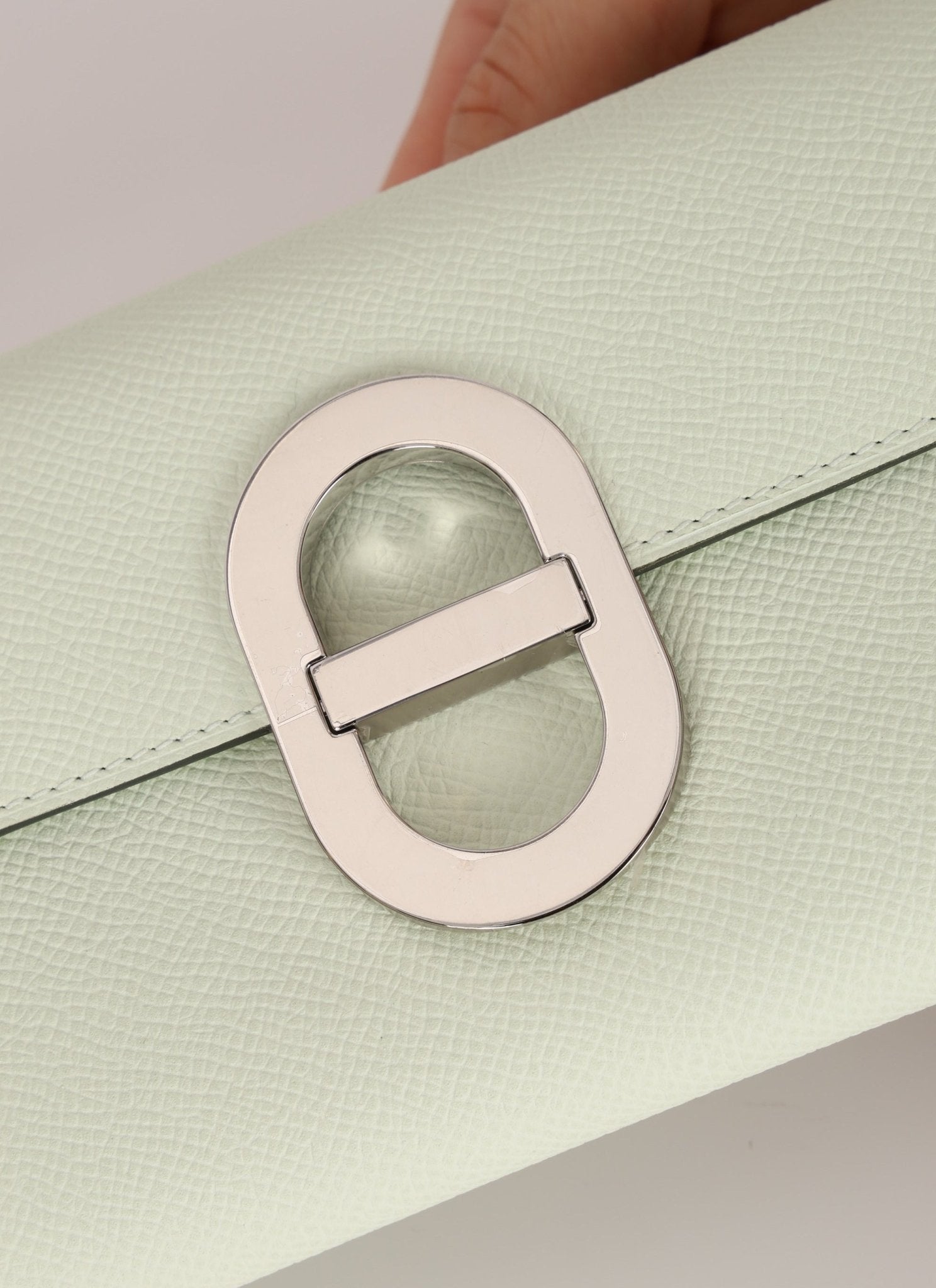 Hermès 2023 Vert Fizz Chaine d’Ancre To Go Wallet Epsom PHW - FashioNica