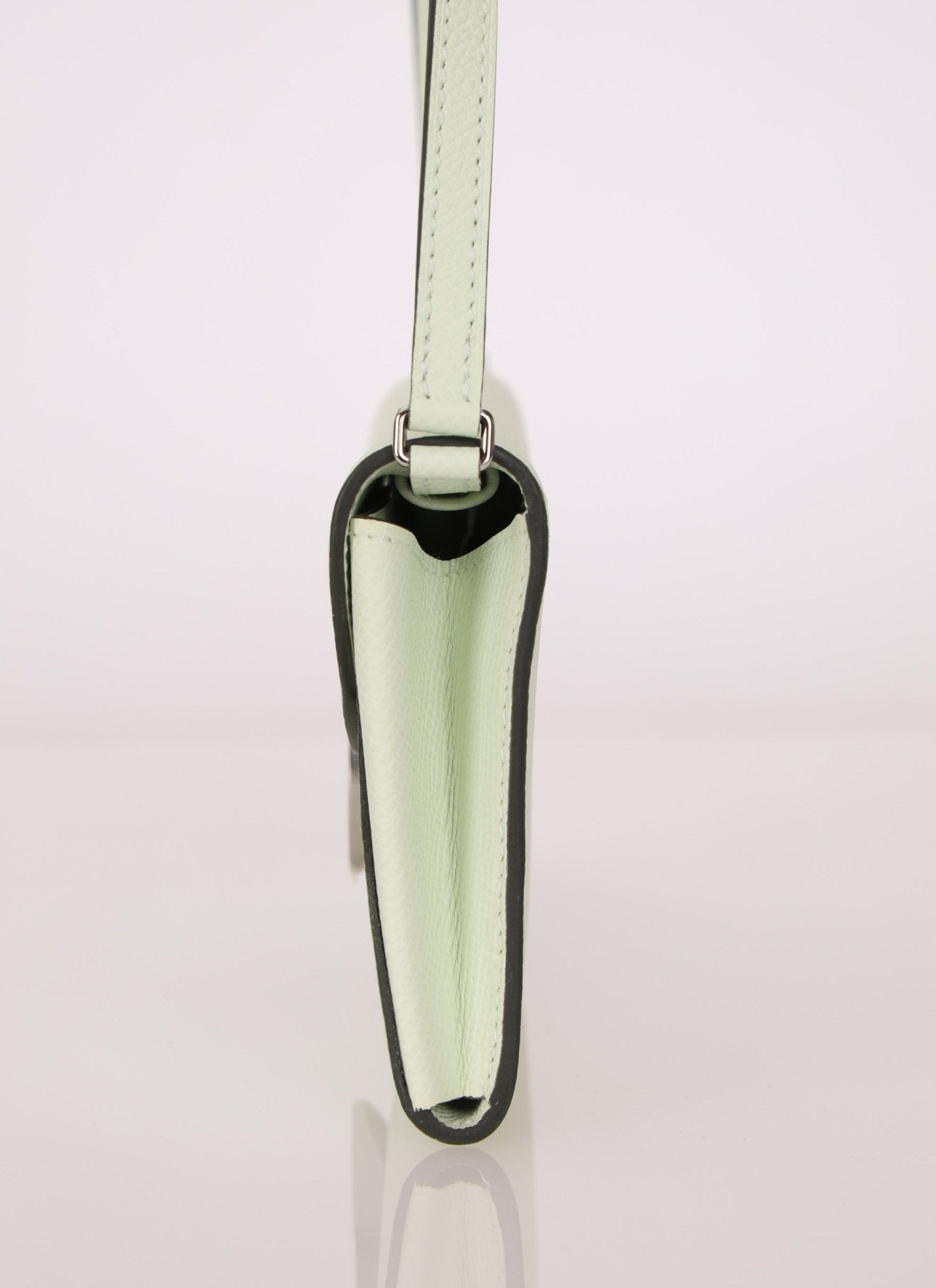 Hermès 2023 Vert Fizz Chaine d’Ancre To Go Wallet Epsom PHW - FashioNica