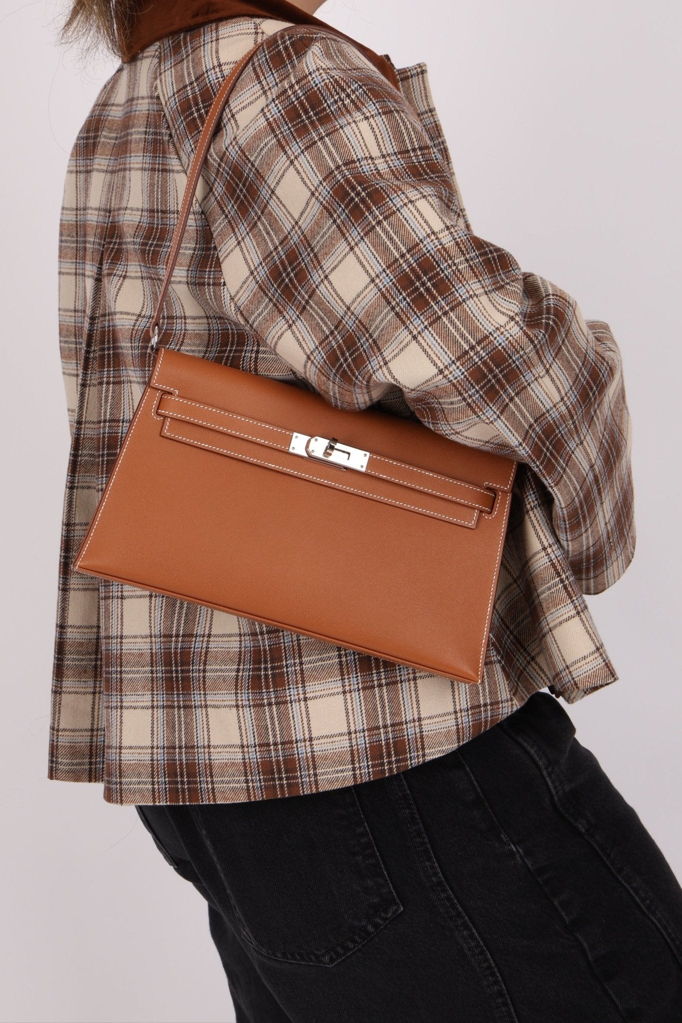 Hermès 2024 Gold Veau Madame Kelly Elan PHW - FashioNica