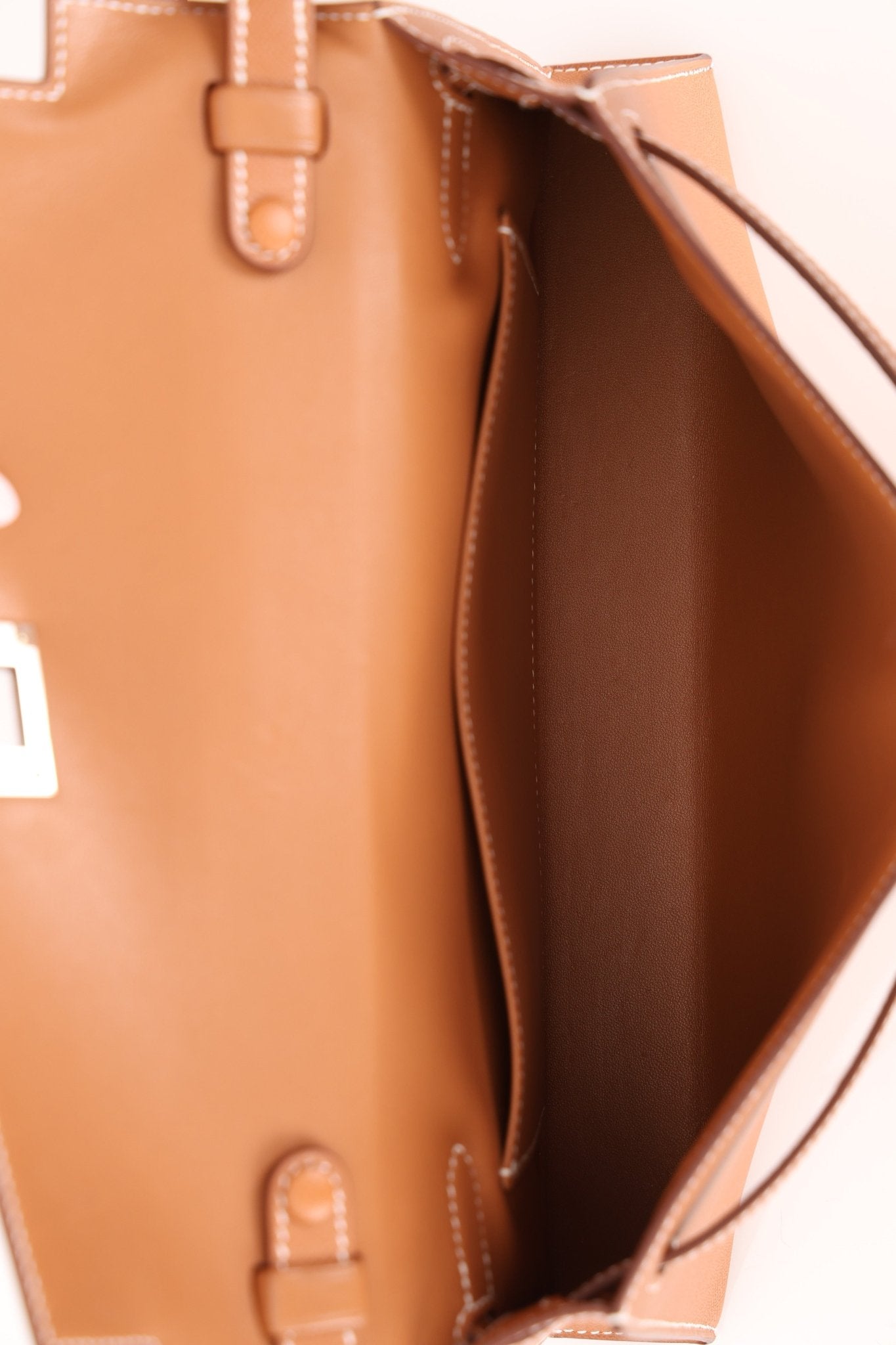 Hermès 2024 Gold Veau Madame Kelly Elan PHW - FashioNica